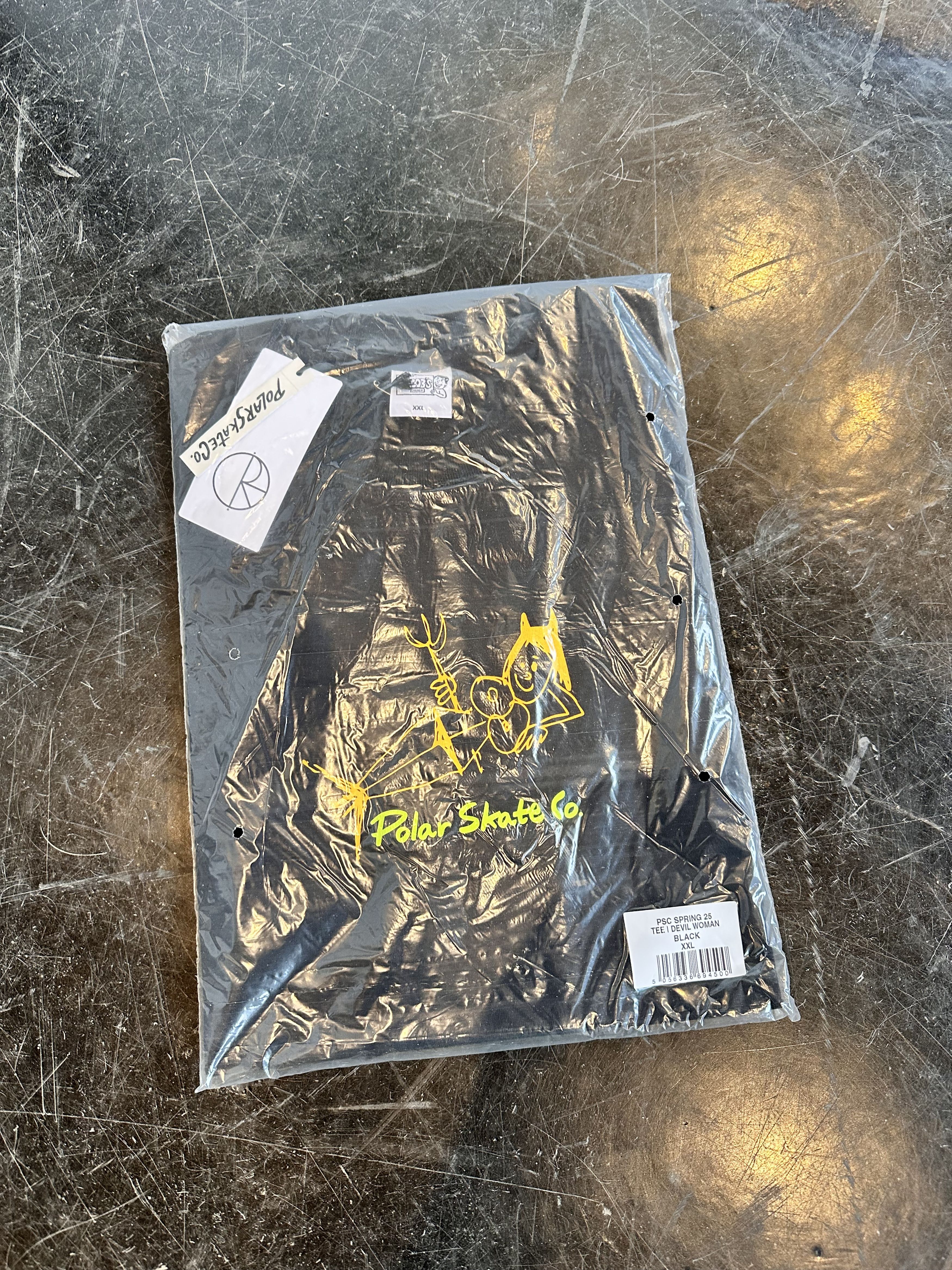 Polar Skate Co. POLAR Devil Woman Tee XXL Size US XXL / EU 58 / 5 - 2 Thumbnail
