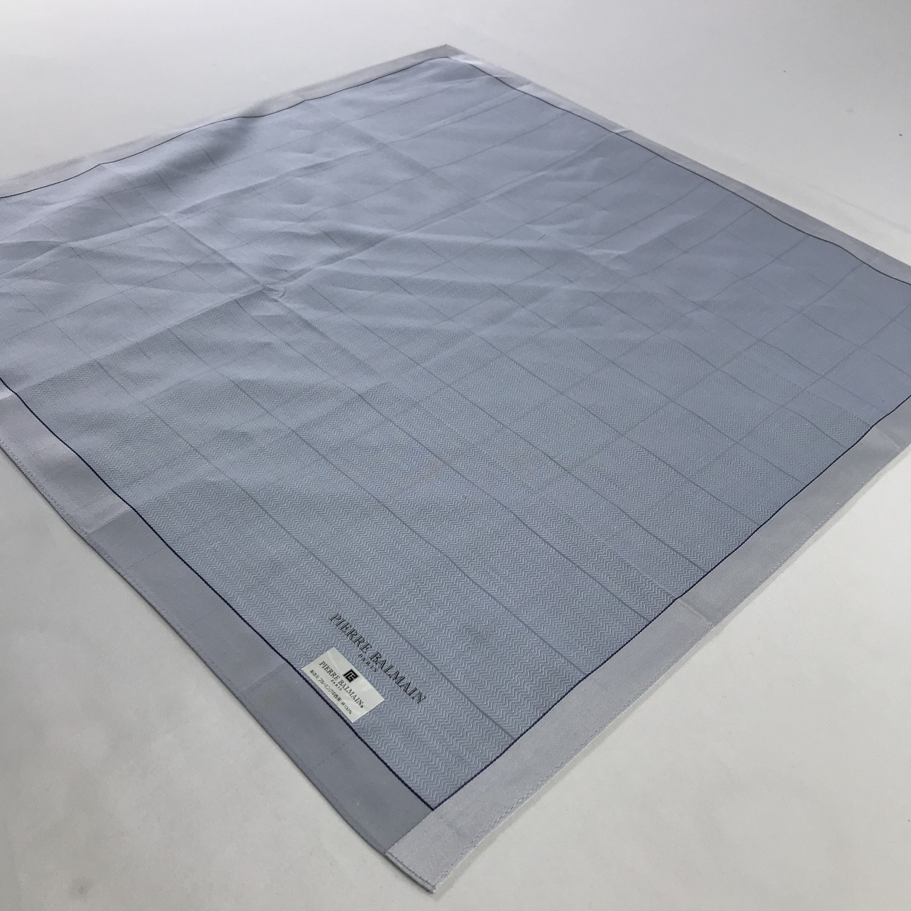 Pierre Balmain × Vintage Pierre Balmain Bandana / Handkerchief / Neckerchief - S447 Size ONE SIZE - 2 Thumbnail