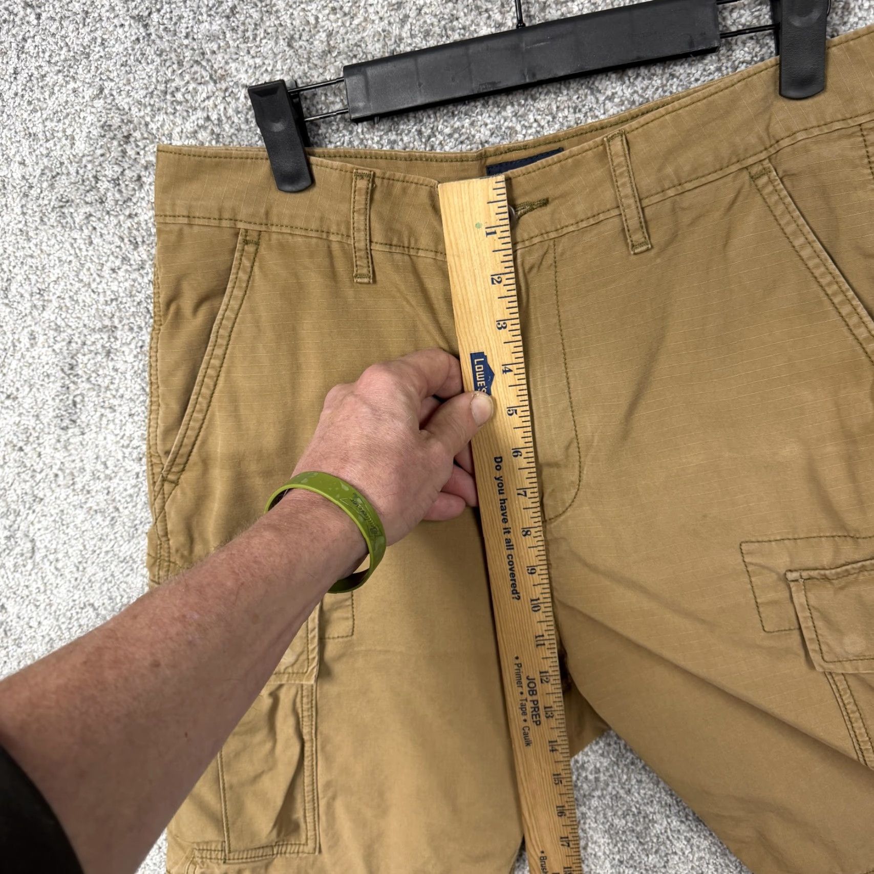 Levi's Levi's Cargo Shorts 30 Tan Cotton Canvas Cargo Pockets Hiking Outdoor Mens Regular Inseam 8in Beige Utility Streetwear Size US 30 / EU 46 - 6 Thumbnail