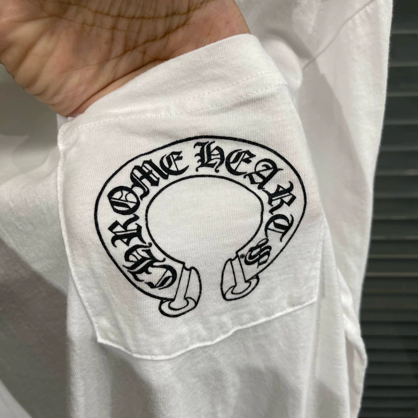 Chrome Hearts Chrome Hearts White Floral Arm Cross LS T-Shirt M Size US M / EU 48-50 / 2 - 4 Thumbnail