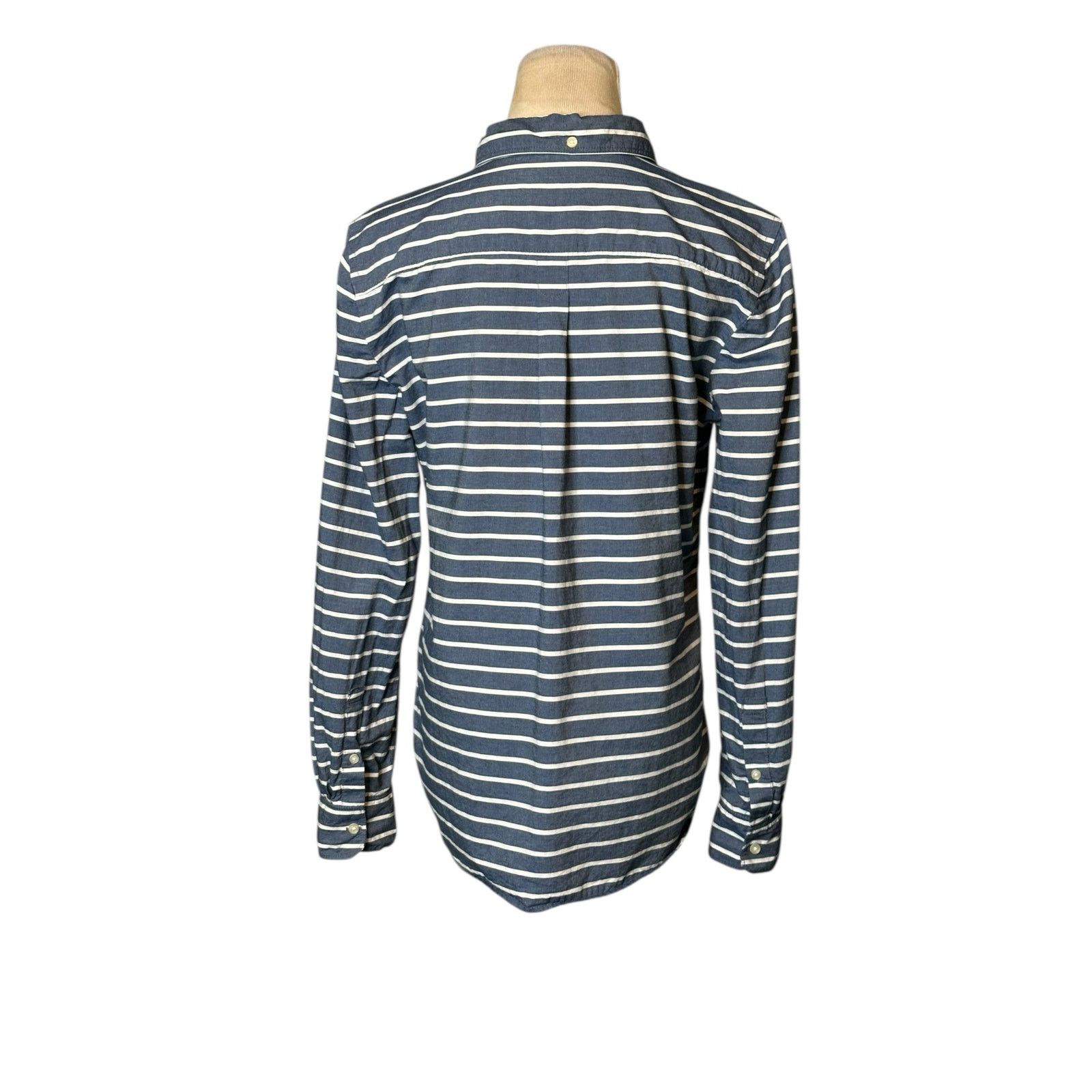 Gap Gap blue white stripes long sleeves button shirt size Small Size S / US 4 / IT 40 - 15 Thumbnail