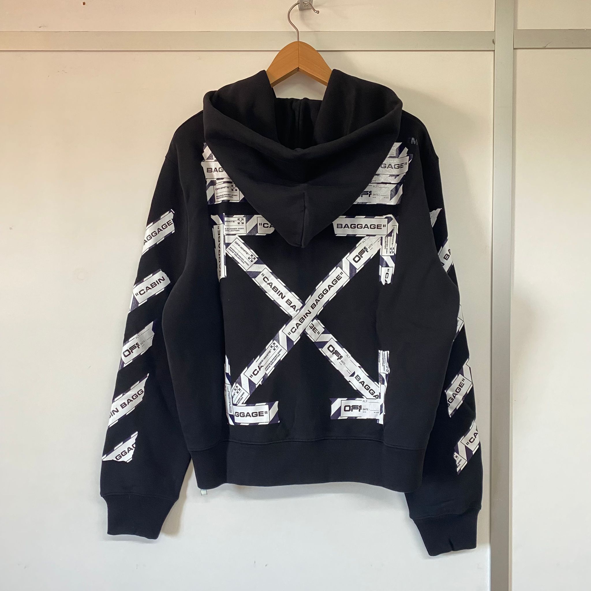 Off-White tape arrows black オフホワイト フーディ