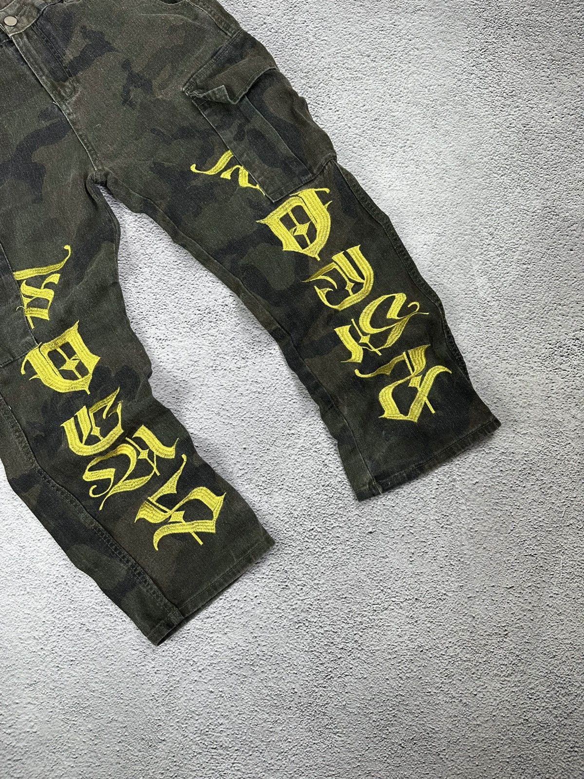 Japanese Brand Crazy Y2K Cargo Pants Japan Opium SK8 Baggy Camo Style Size US 30 / EU 46 - 4 Thumbnail