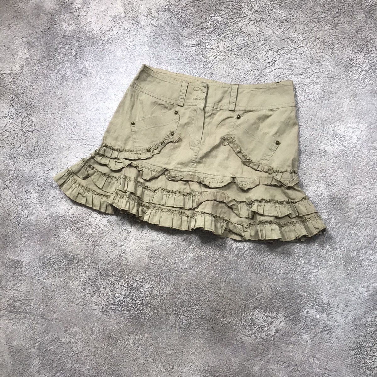 Vintage Vintage Y2K Khaki Mini Skirt Ruffle Avant Garde Streetwear 2 Size 29" - 2 Thumbnail