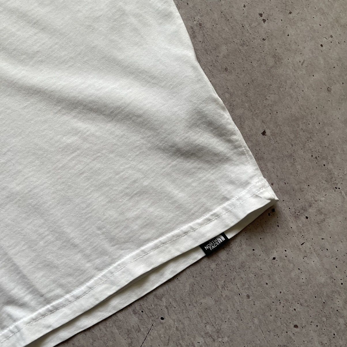 The North Face The North Face white t-shirt big logo Size US M / EU 48-50 / 2 - 9 Thumbnail