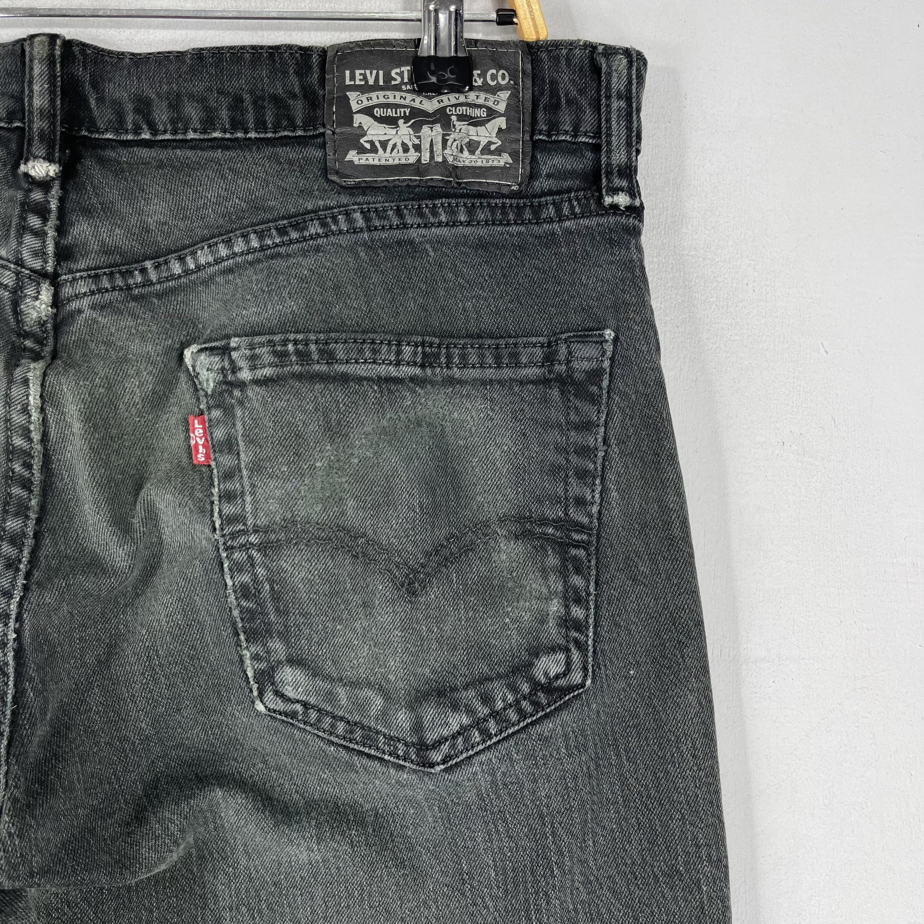 Levi's × Vintage W35 L31 Vintage Distressed Levis 511 Faded Black Wash Jeans Size US 35 - 11 Thumbnail
