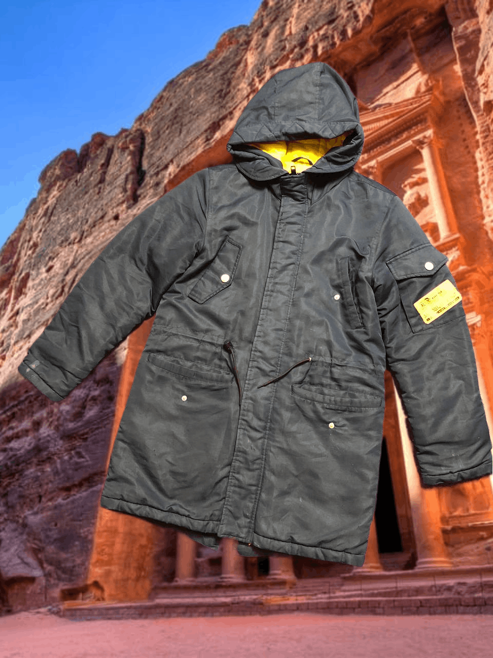 Diesel vintage Y2K Parkas Kids 14 years black Diesel Streetwear Size US S / EU 44-46 / 1 - 1 Thumbnail