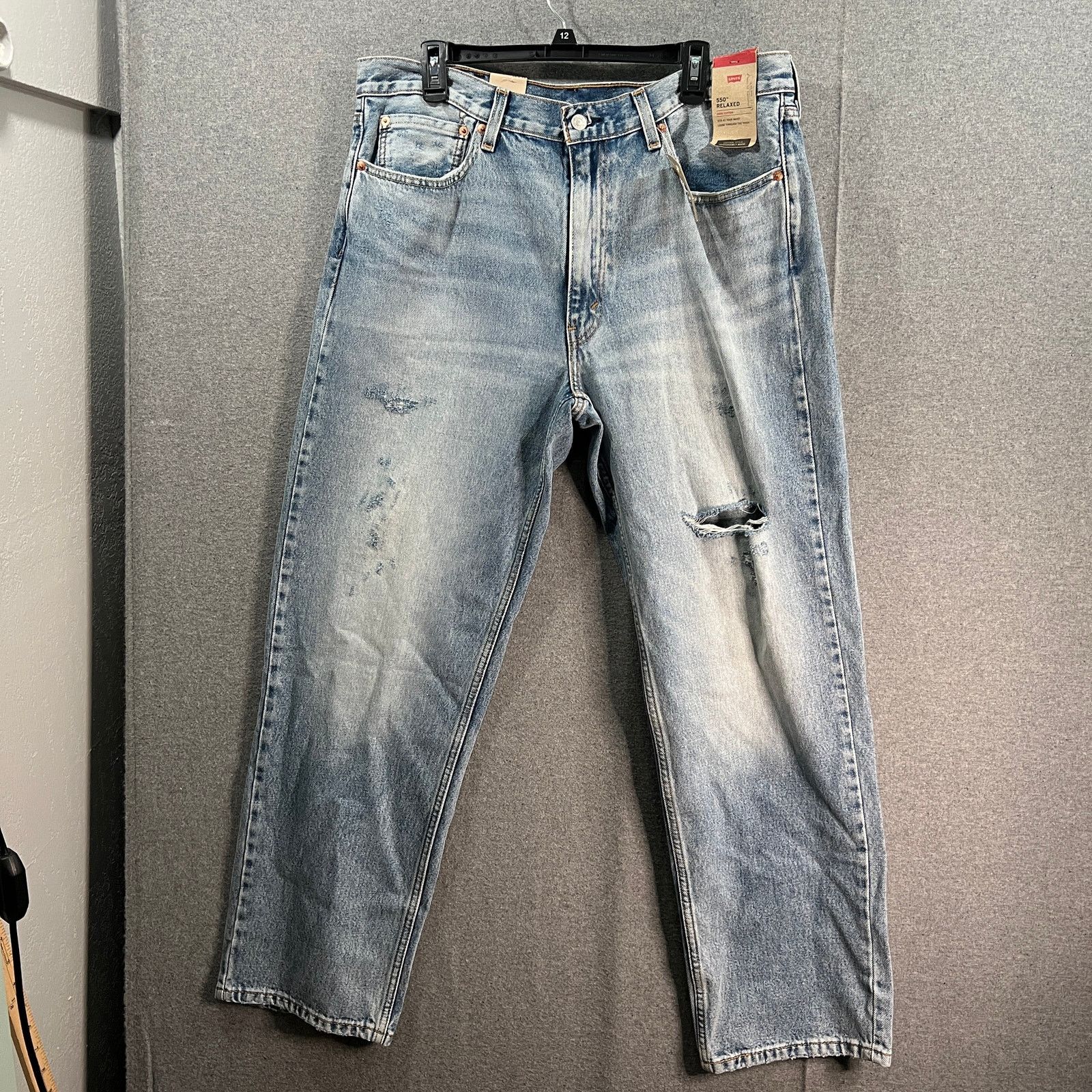 Levi's Levi's Men's 550 RELAXED Jeans W38 L32 Blue Denim Size US 38 / EU 54 - 1 Thumbnail