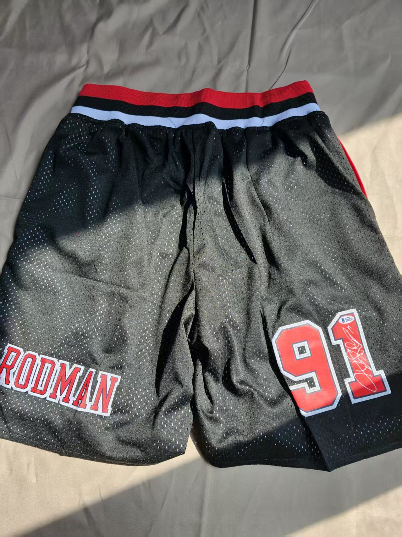 NBA Chicago Bulls Short Pocket Dennis Rodman Short XXL Size US 38 / EU 54 - 2 Thumbnail