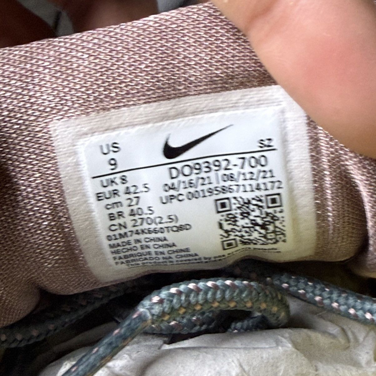 Nike × Travis Scott Nike Air Max 1 Travis Scott Saturn Gold Size 9 Men Size US 9 / EU 42 - 8 Thumbnail