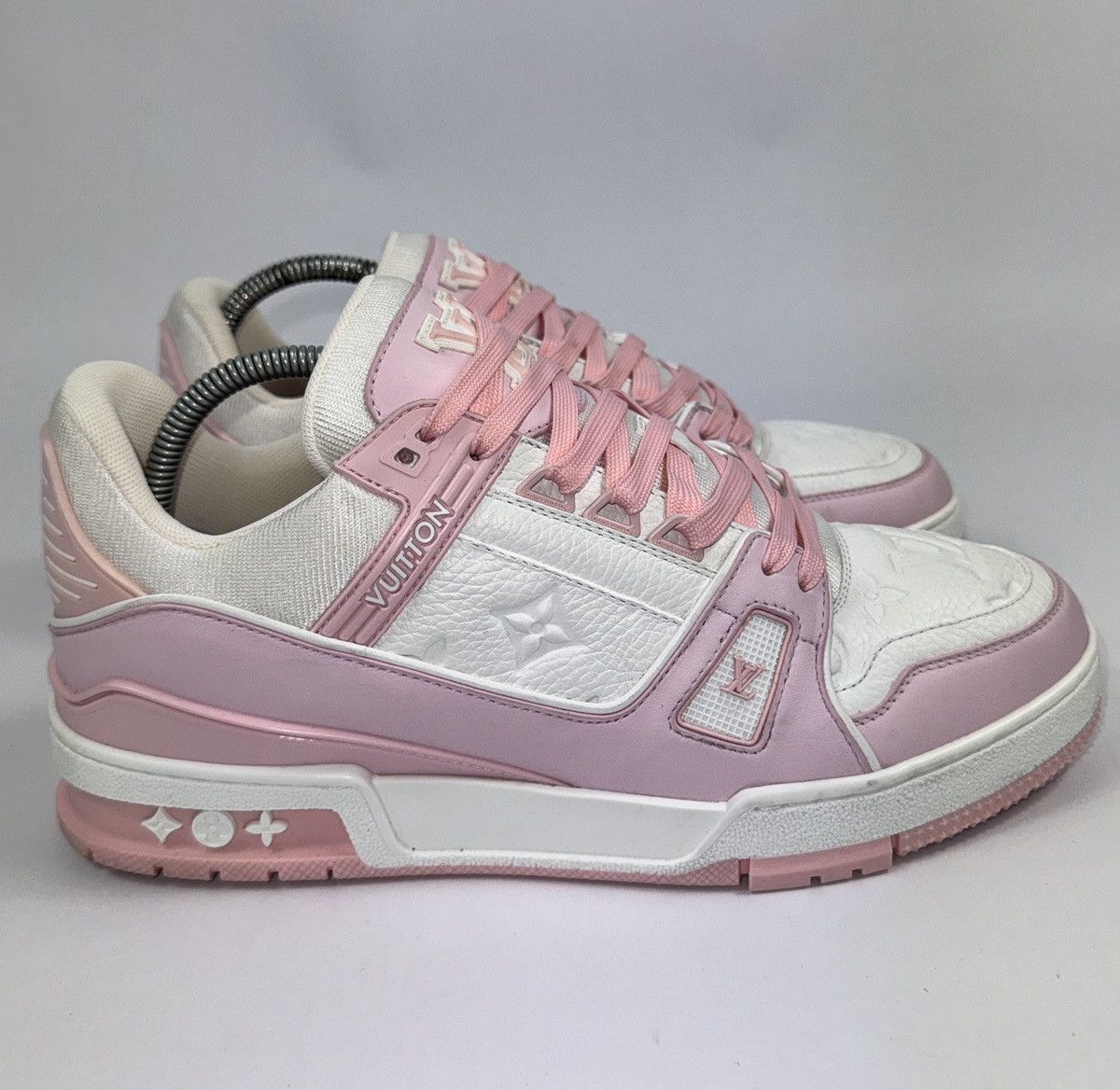 Louis Vuitton CLASSIC MONOGRAM SNEAKERS Size US 9.5 / EU 42-43 - 2 Thumbnail
