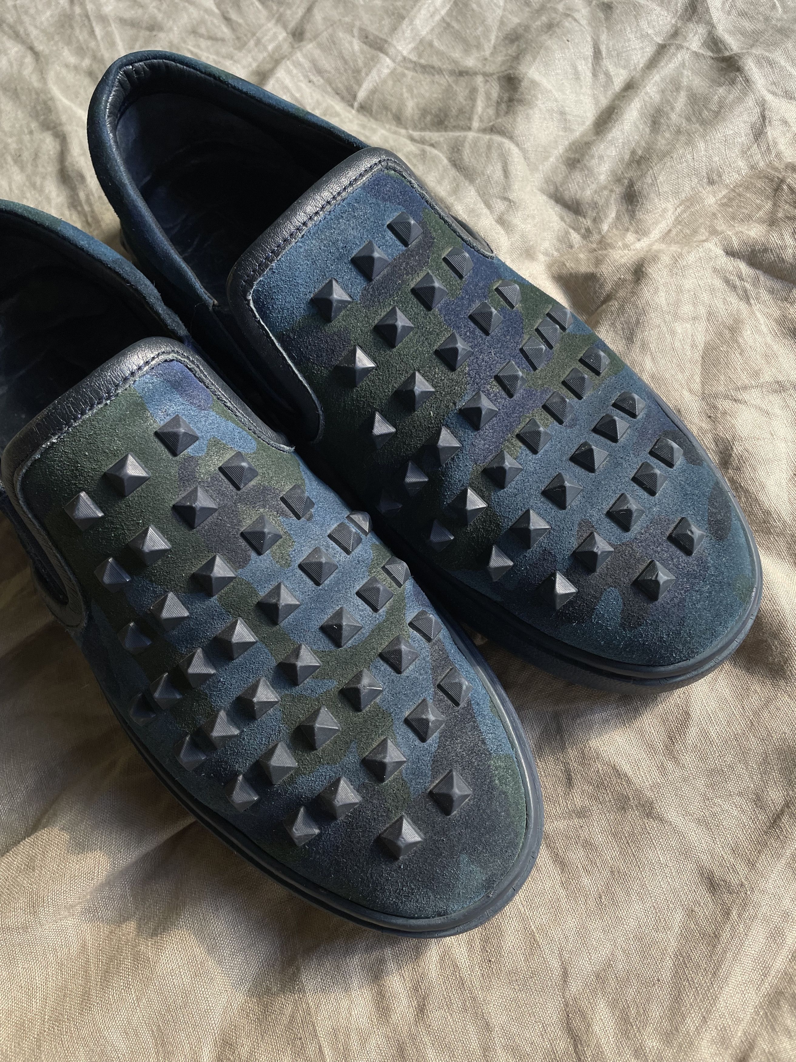 Valentino Valentino Rockstud Camo Slip On Sneakers 7828AC Size US 7 / EU 40 - 3 Thumbnail