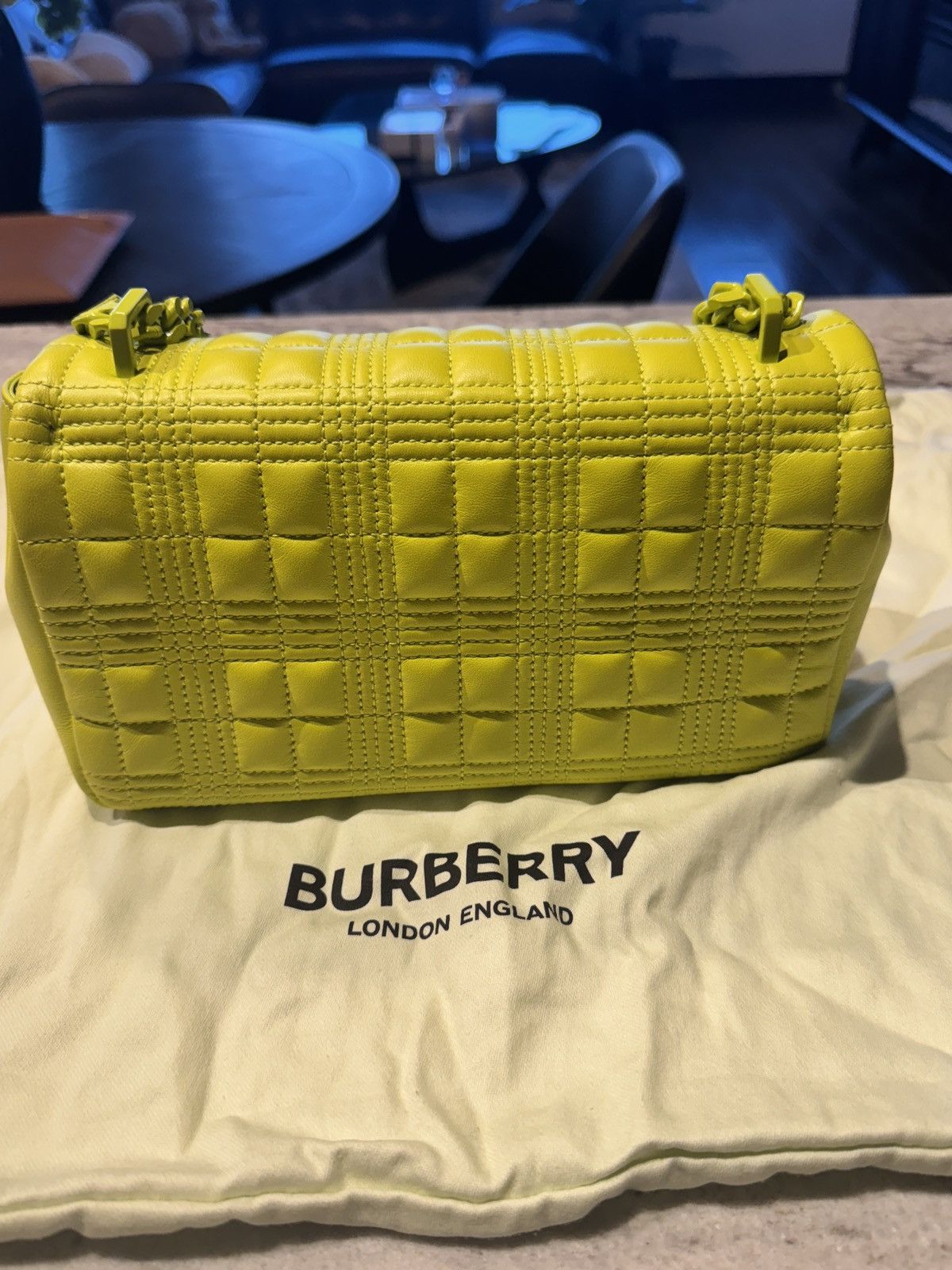 Burberry Small Burberry lola Size ONE SIZE - 3 Thumbnail