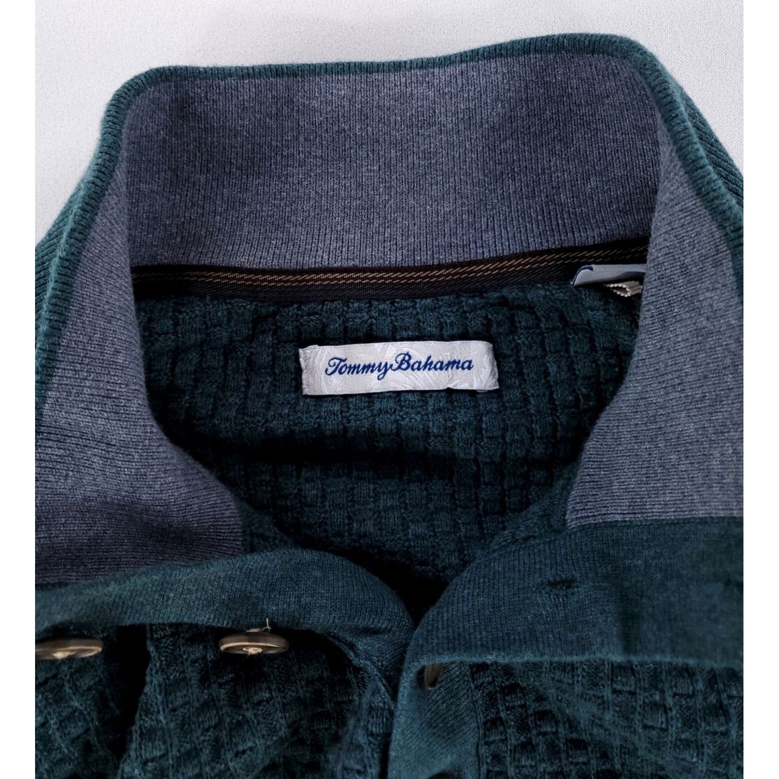 Tommy Bahama Tommy Bahama Sweater Henley Pullover Waffle-Knit 4 Button Green XL Mens Size US XL / EU 56 / 4 - 3 Thumbnail