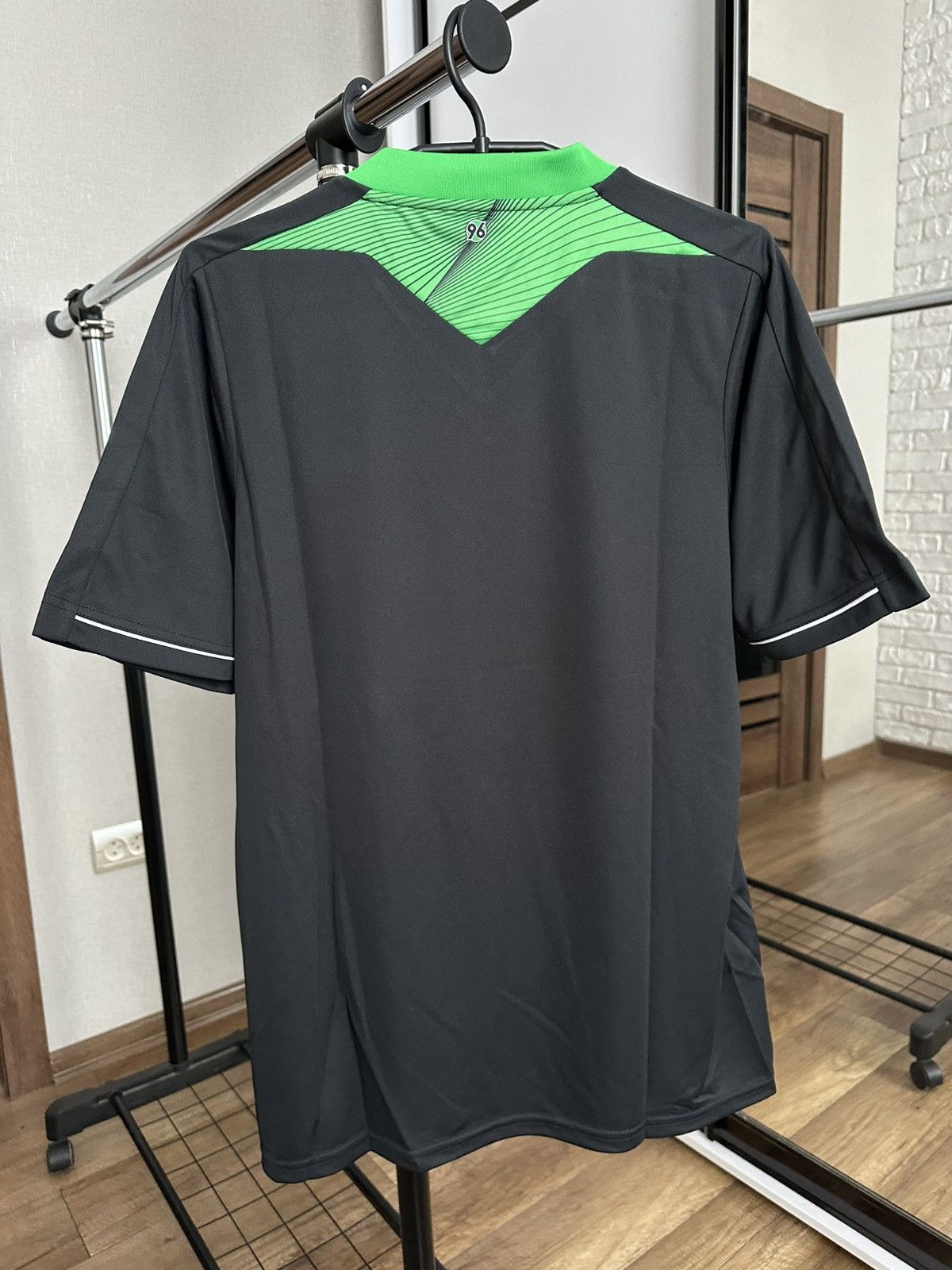 Other 2016/2017 Hannover 96 Jako Soccer Jersey T-Shirt Size US S / EU 44-46 / 1 - 4 Thumbnail