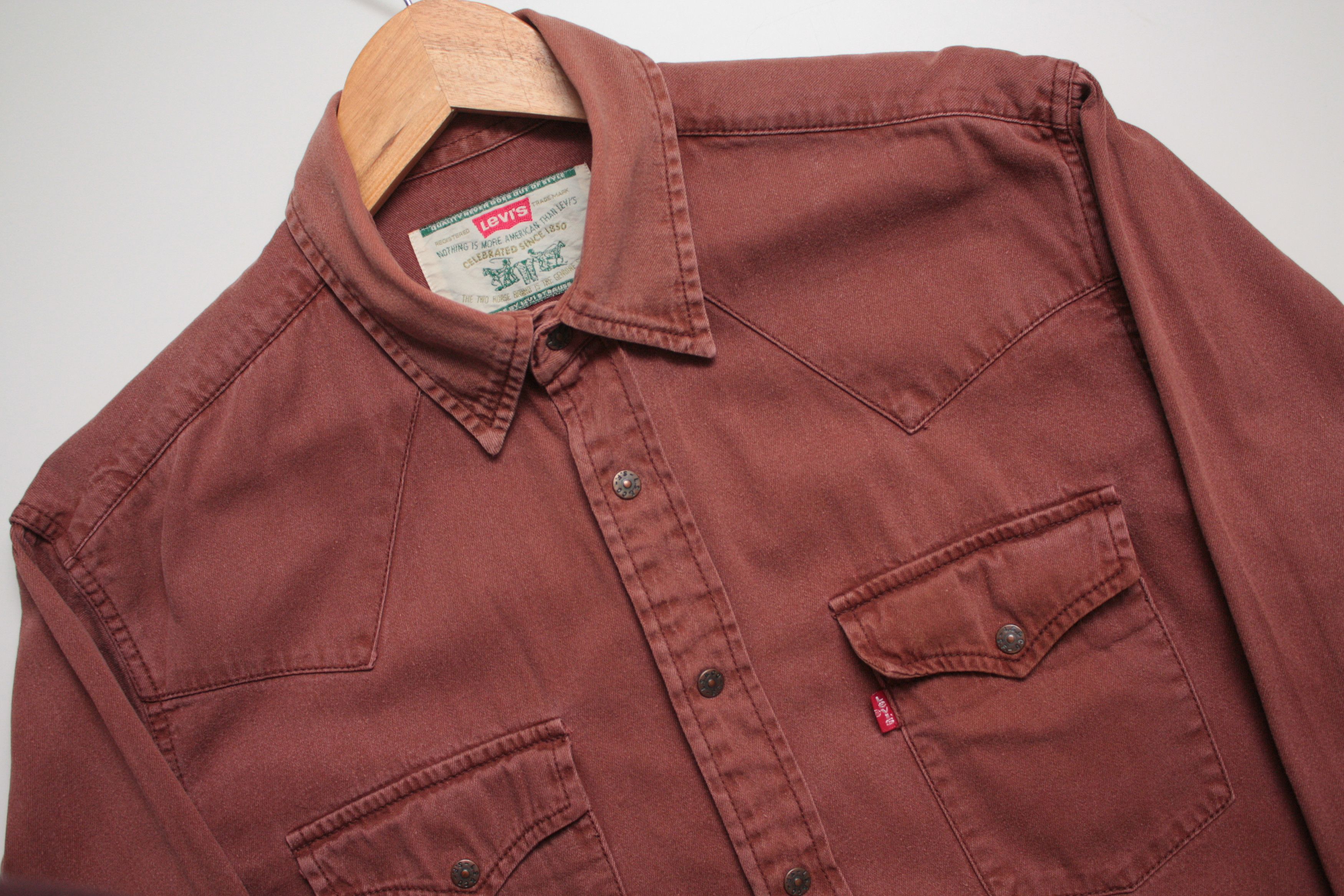 Levi's Levi's Vintage Brick Orange L/S Shirt Size US L / EU 52-54 / 3 - 1 Thumbnail