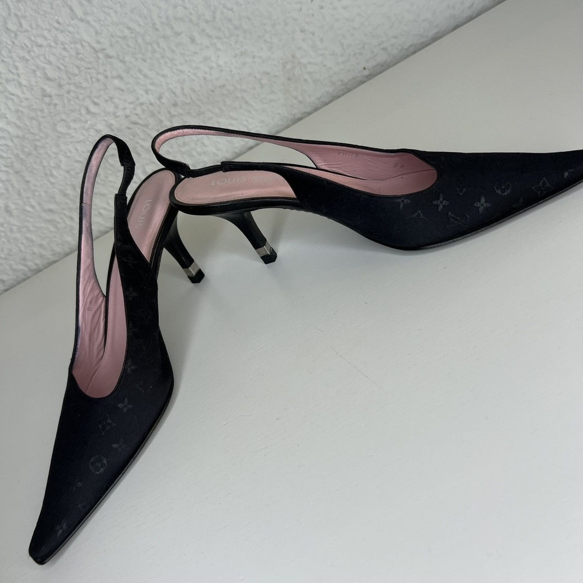 Louis Vuitton Louis Vuitton Heels Black Monogram Leather Classic Shoes Size US 5.5 / IT 35.5 - 5 Thumbnail