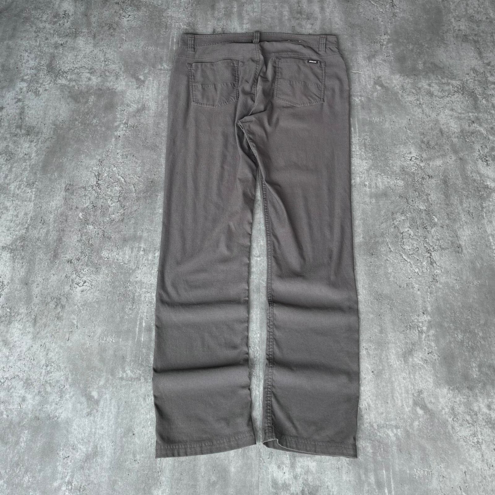 Japanese Brand × Prana × Vintage Prana Wolf Grey Slim Fit Lightweight Casual Chino Pants Size US 36 / EU 52 - 2 Thumbnail