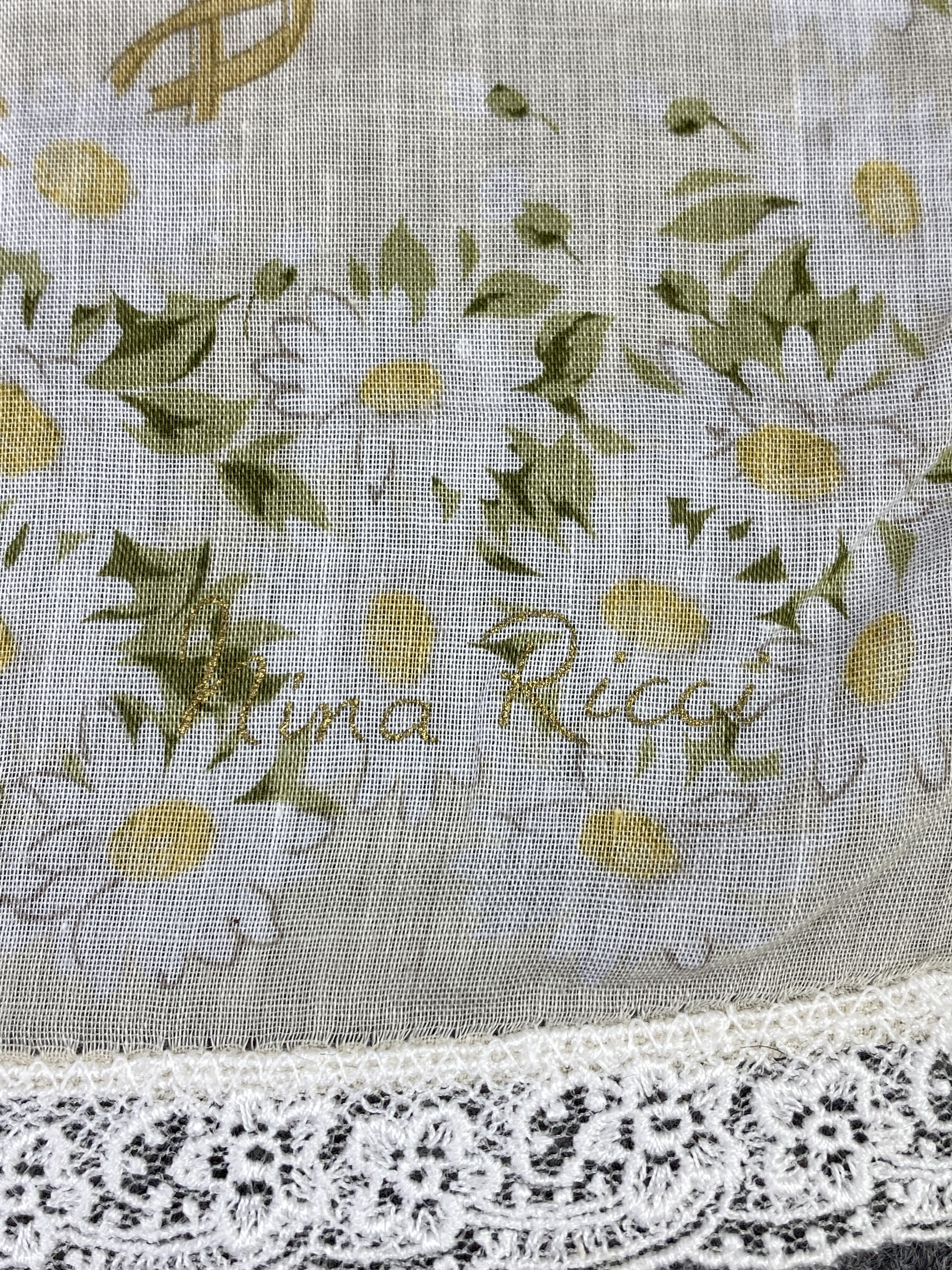 Vintage Nina Ricci Handkerchief / Neckerchief / Bandana KT0177 Size ONE SIZE - 7 Thumbnail