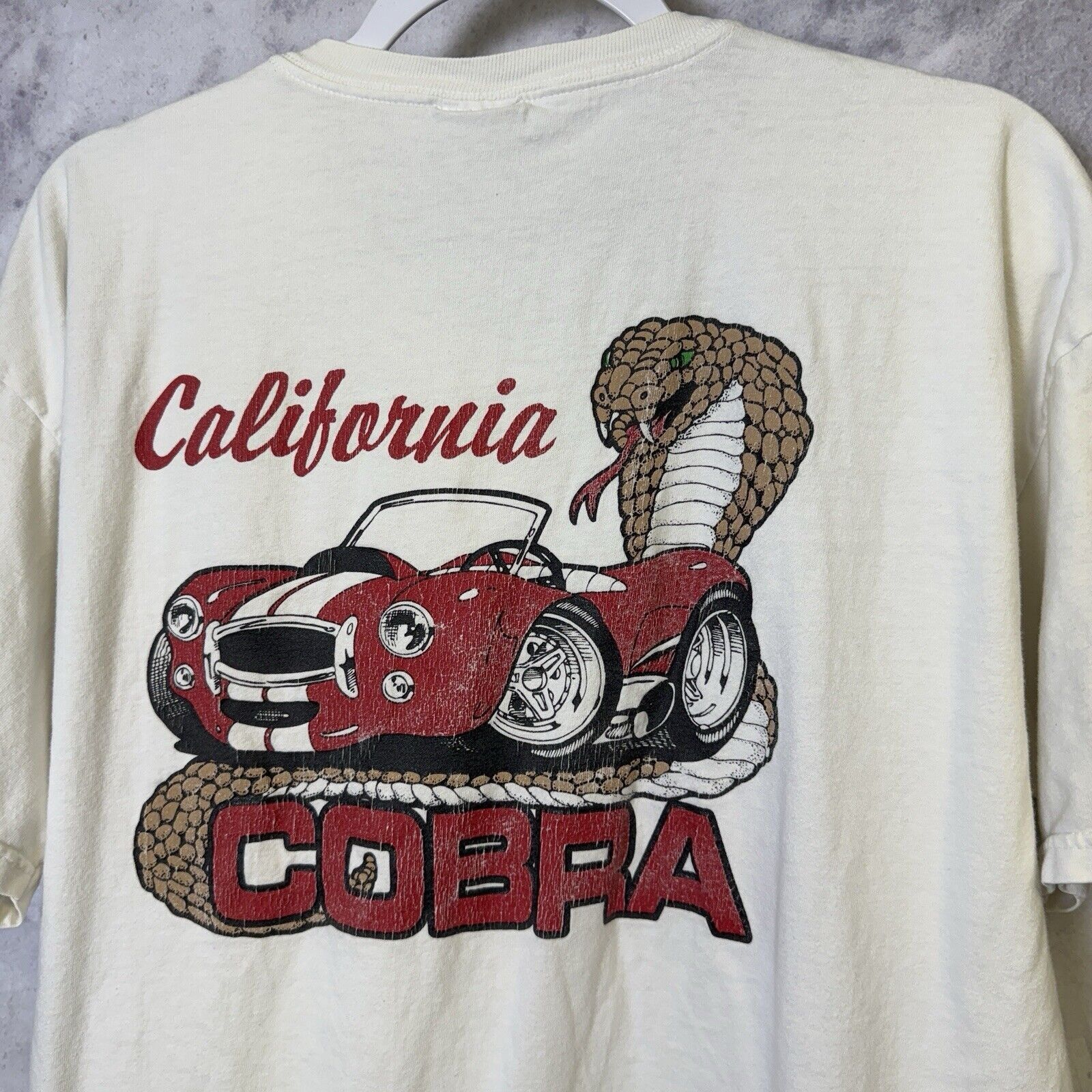 Vintage Vintage California Cobra Car T Shirt Mens XL White Short Sle Size US XL / EU 56 / 4 - 1 Thumbnail