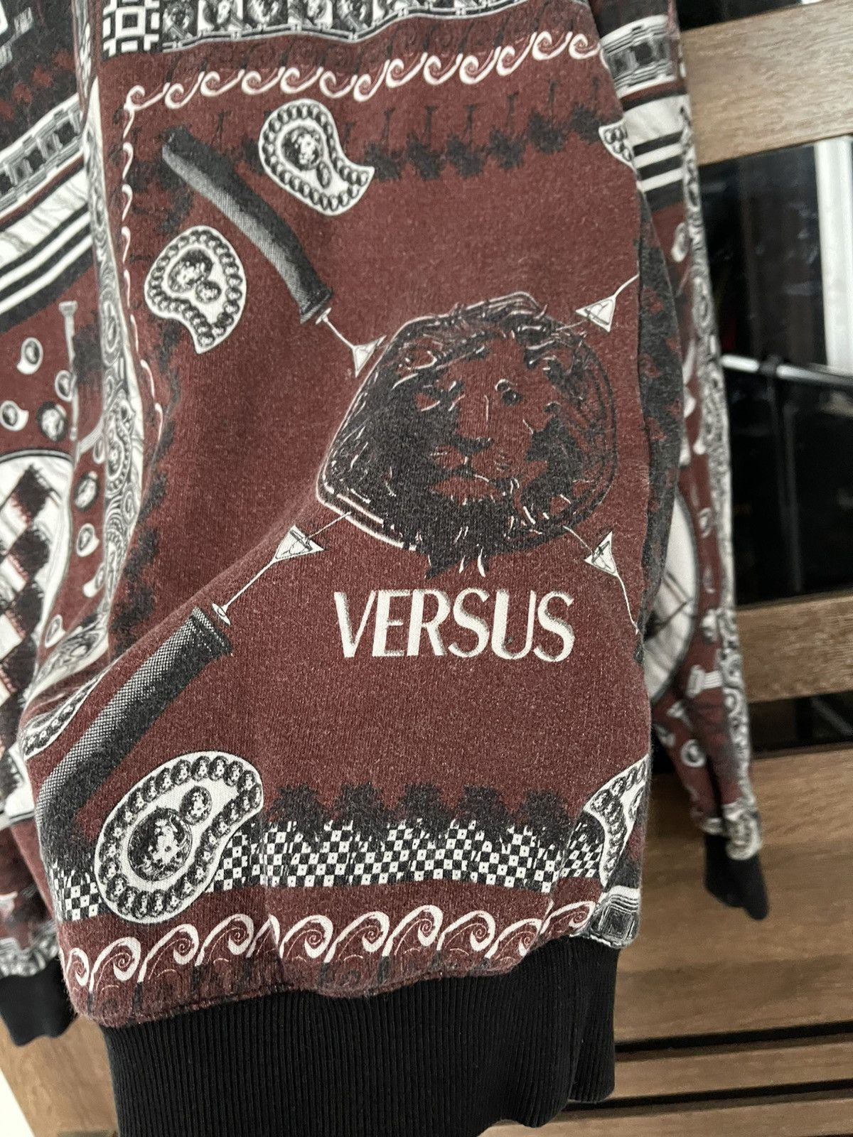 Versus Versace Versace Versus Overprint Sweatshirt Pullover Size US S / EU 44-46 / 1 - 8 Thumbnail