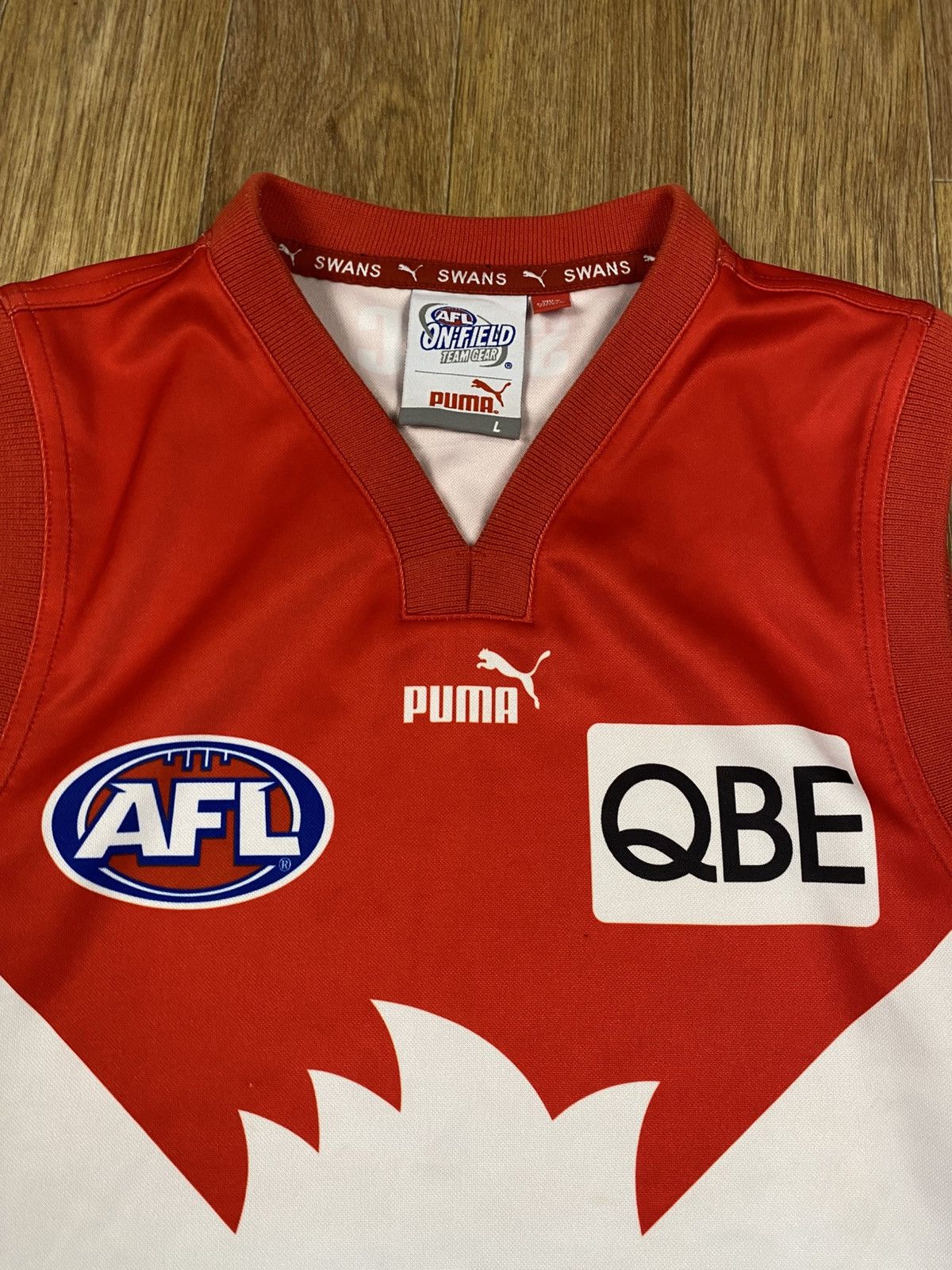 Puma × Vintage SYDNEY SWANS AFL TEAM JERSEY AUSTRALIA PUMA QBE Size US L / EU 52-54 / 3 - 2 Thumbnail