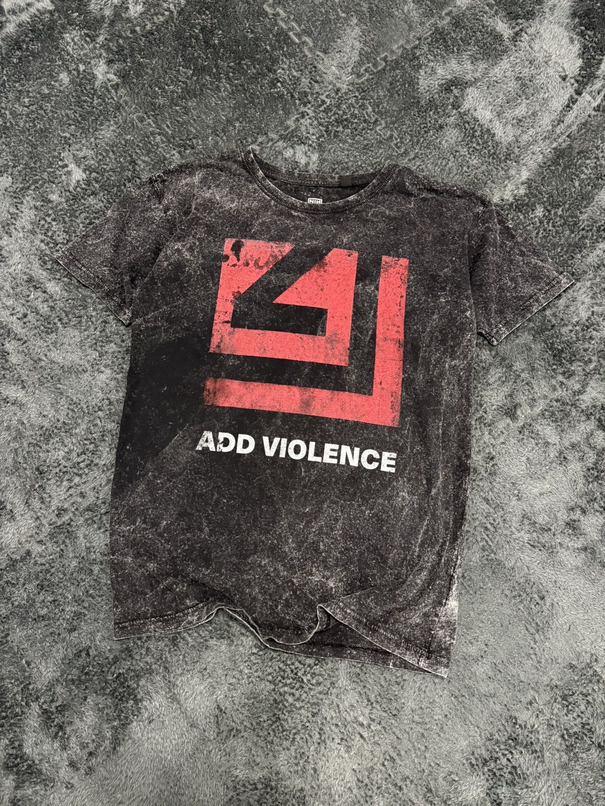 Band Tees Nine Inch Nails Dyed Add Violence Tee Size US M / EU 48-50 / 2 - 1 Thumbnail