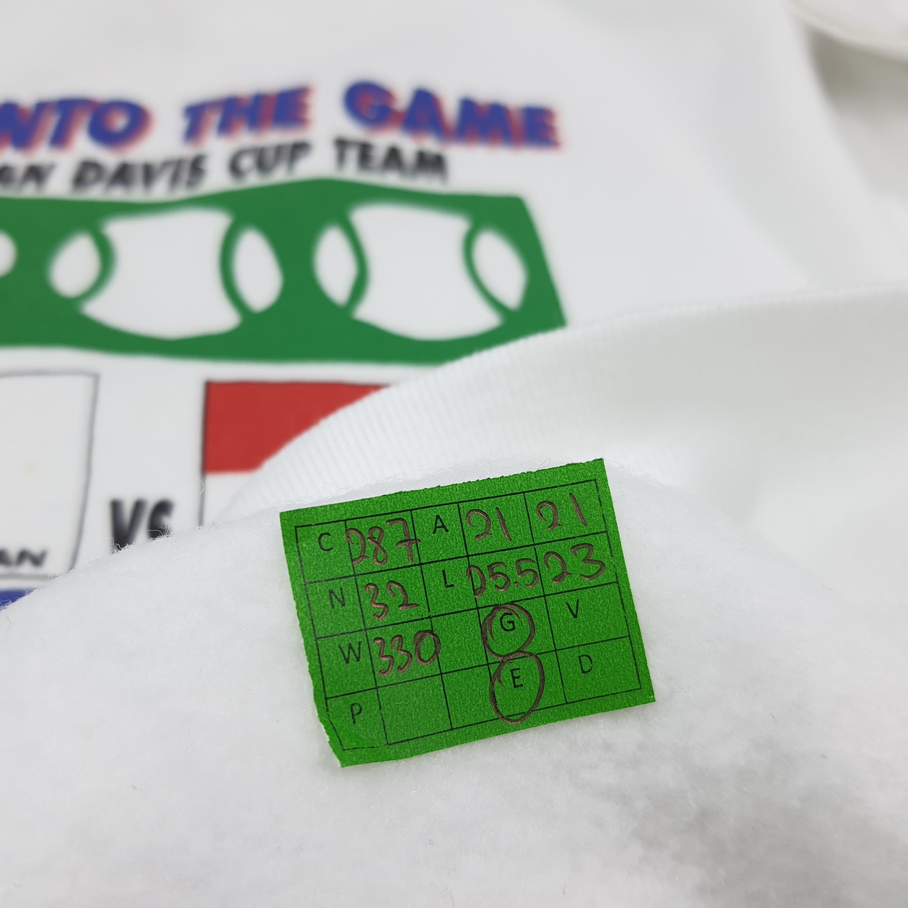Fruit Of The Loom Vintage 90s Davis Cup Sapporo Tennis Sweatshirt C287N32 Size US M / EU 48-50 / 2 - 9 Thumbnail