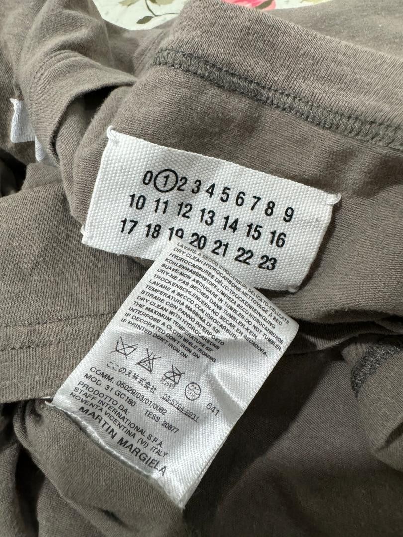Maison Margiela Maison Margiela "The One" Tee Size US S / EU 44-46 / 1 - 6 Thumbnail