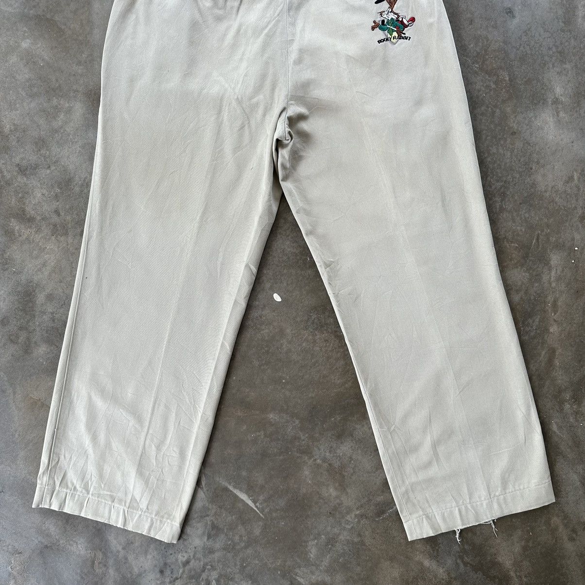 Japanese Brand × Vintage Vintage Rocky Rabbit Distressed Beige Casual Trousers Pant Size US 33 - 11 Thumbnail