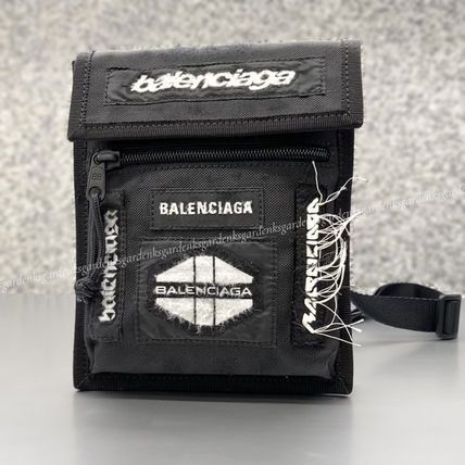 image of Balenciaga O1La1Rc1A10124 Size: Os Pouch In Black, Men's