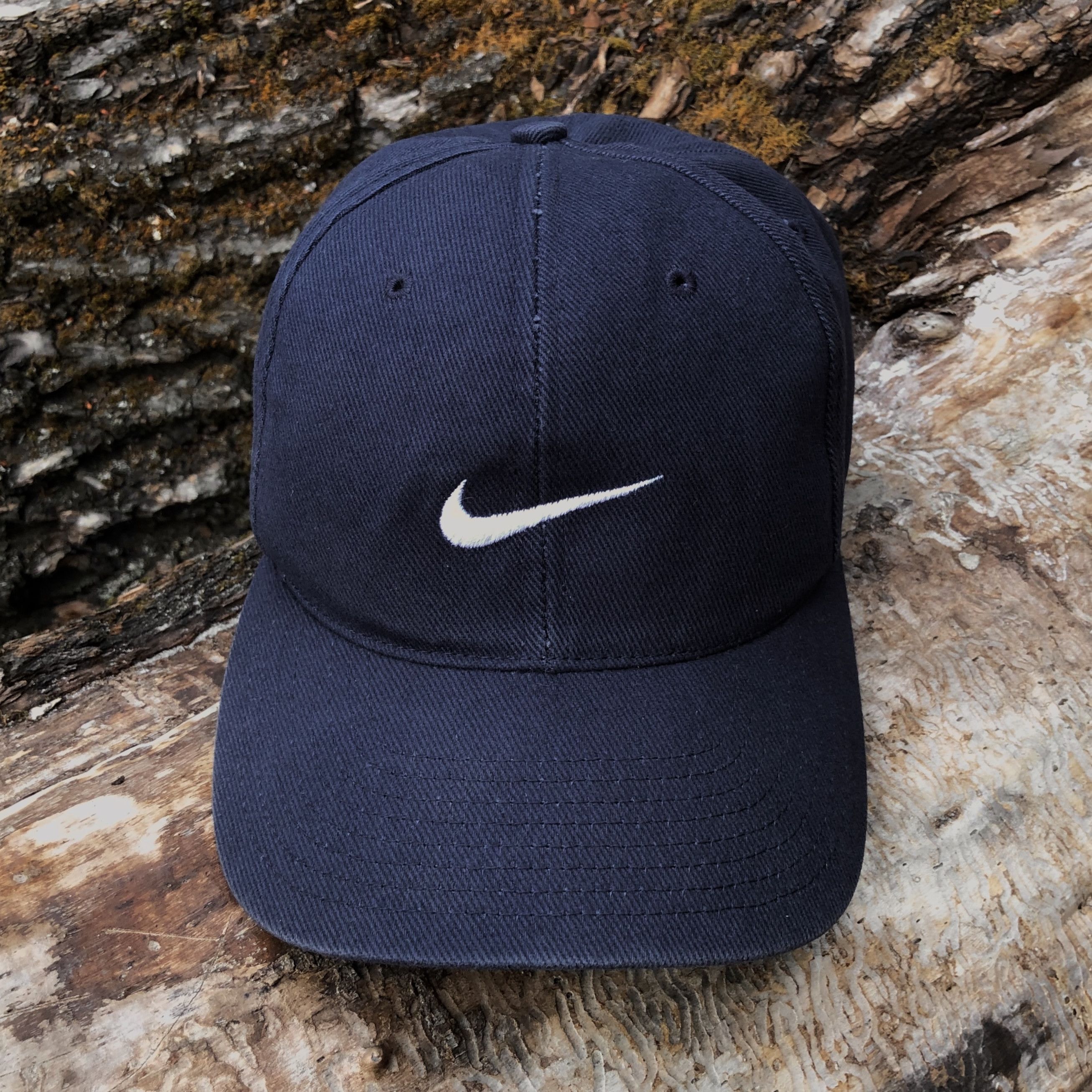 Nike Vintage Nike Centre Swoosh Navy Blue Cap gorpcore Size ONE SIZE - 2 Thumbnail