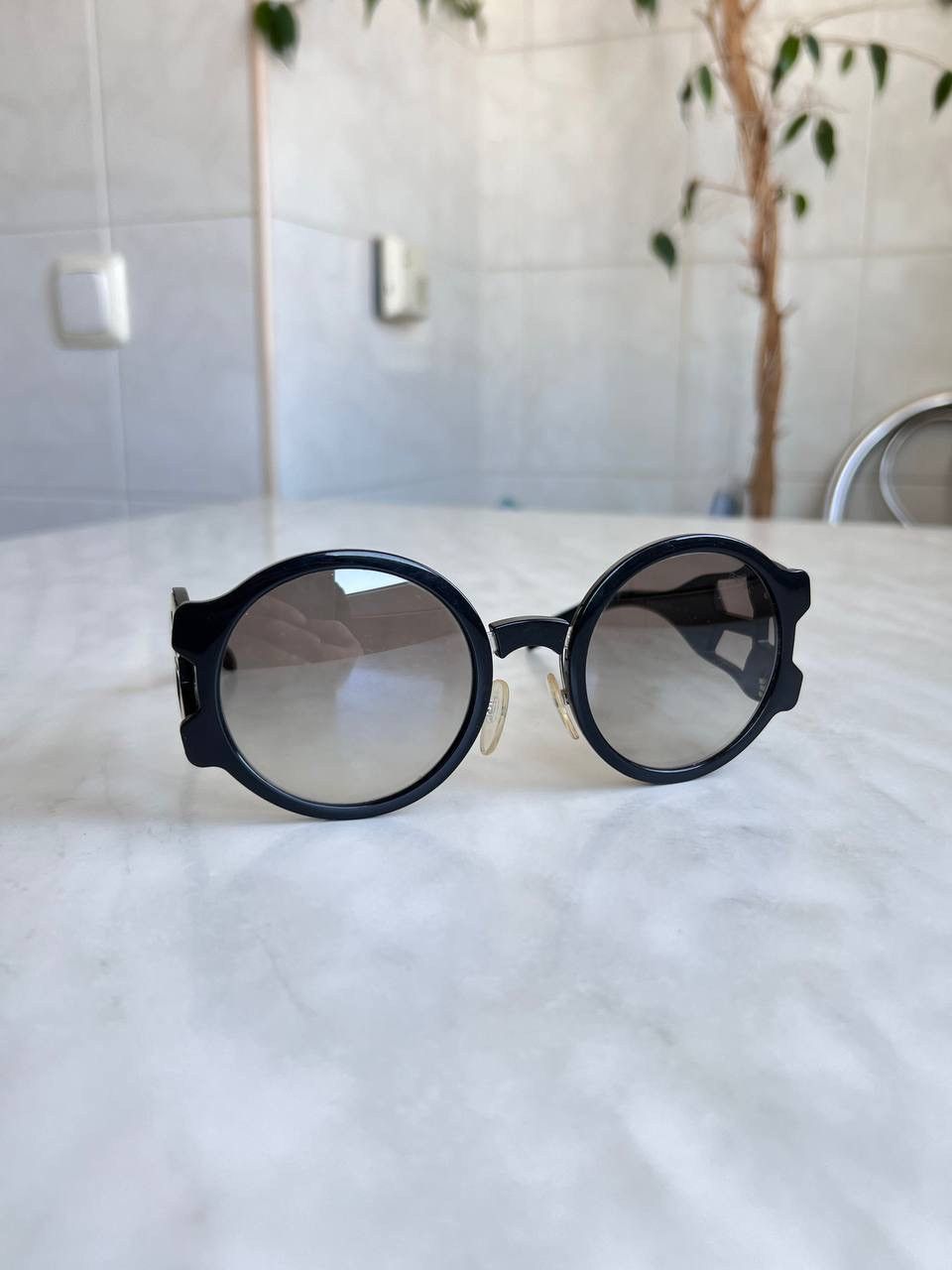Prada Vintage Prada Sunglasses Black Eyewear's SPR 13U Avant-garde Size ONE SIZE - 6 Thumbnail