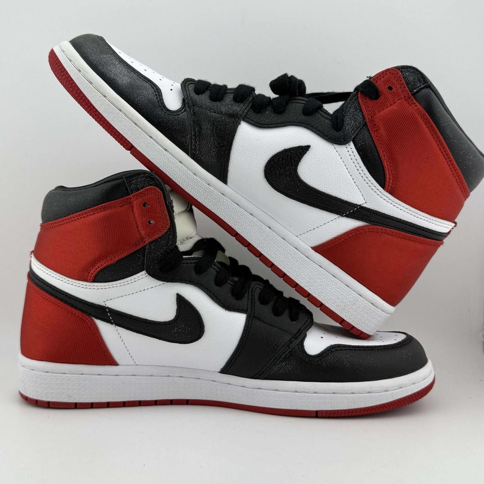 Nike Jordan 1 Satin Black Toe 10.5W Used OG Box Size US 9 / IT 39 - 7 Thumbnail