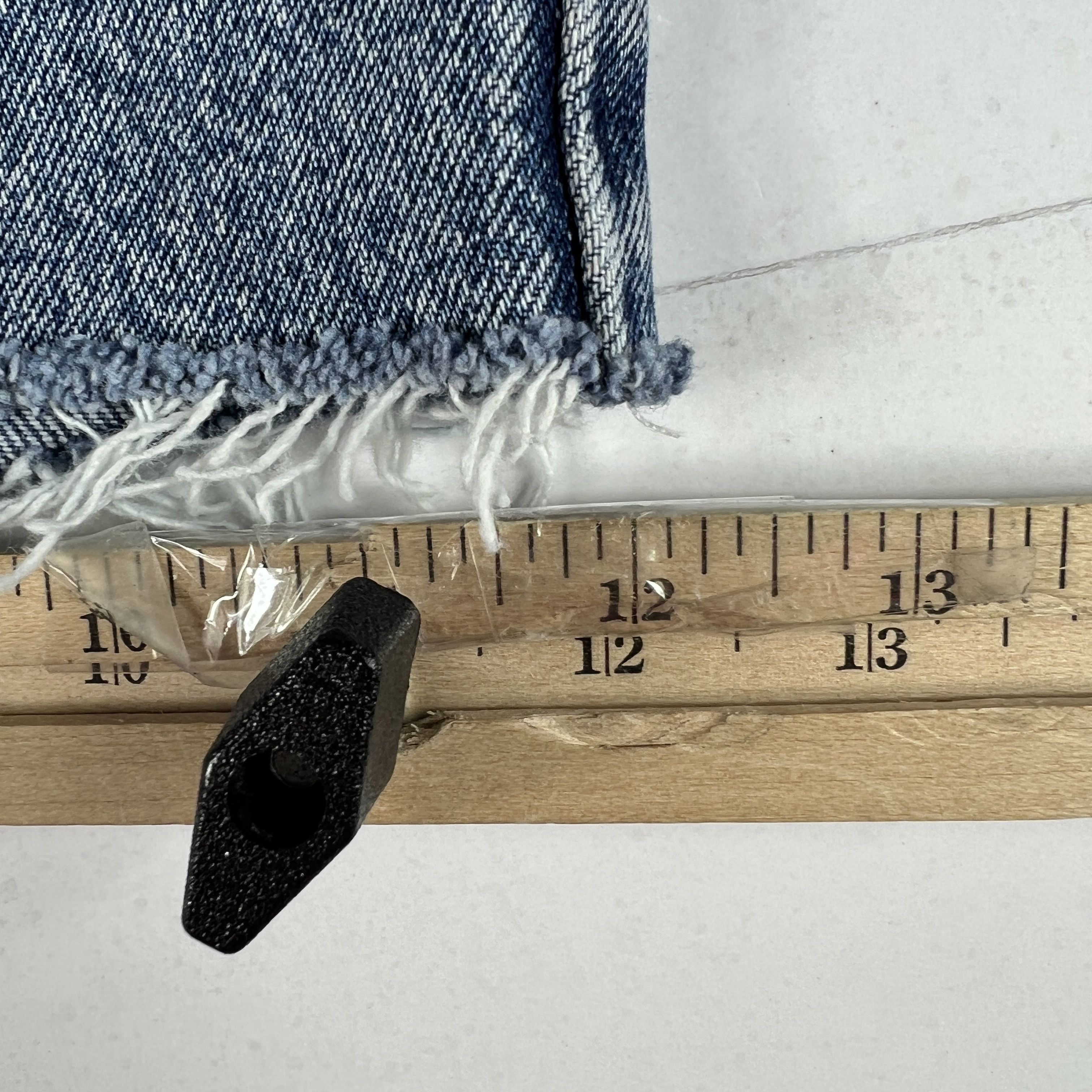 Levi's × Vintage Y2K Levi's Jean Shorts Whiskers Cut Off Cotton Denim Jorts Size US 32 / EU 48 - 12 Thumbnail