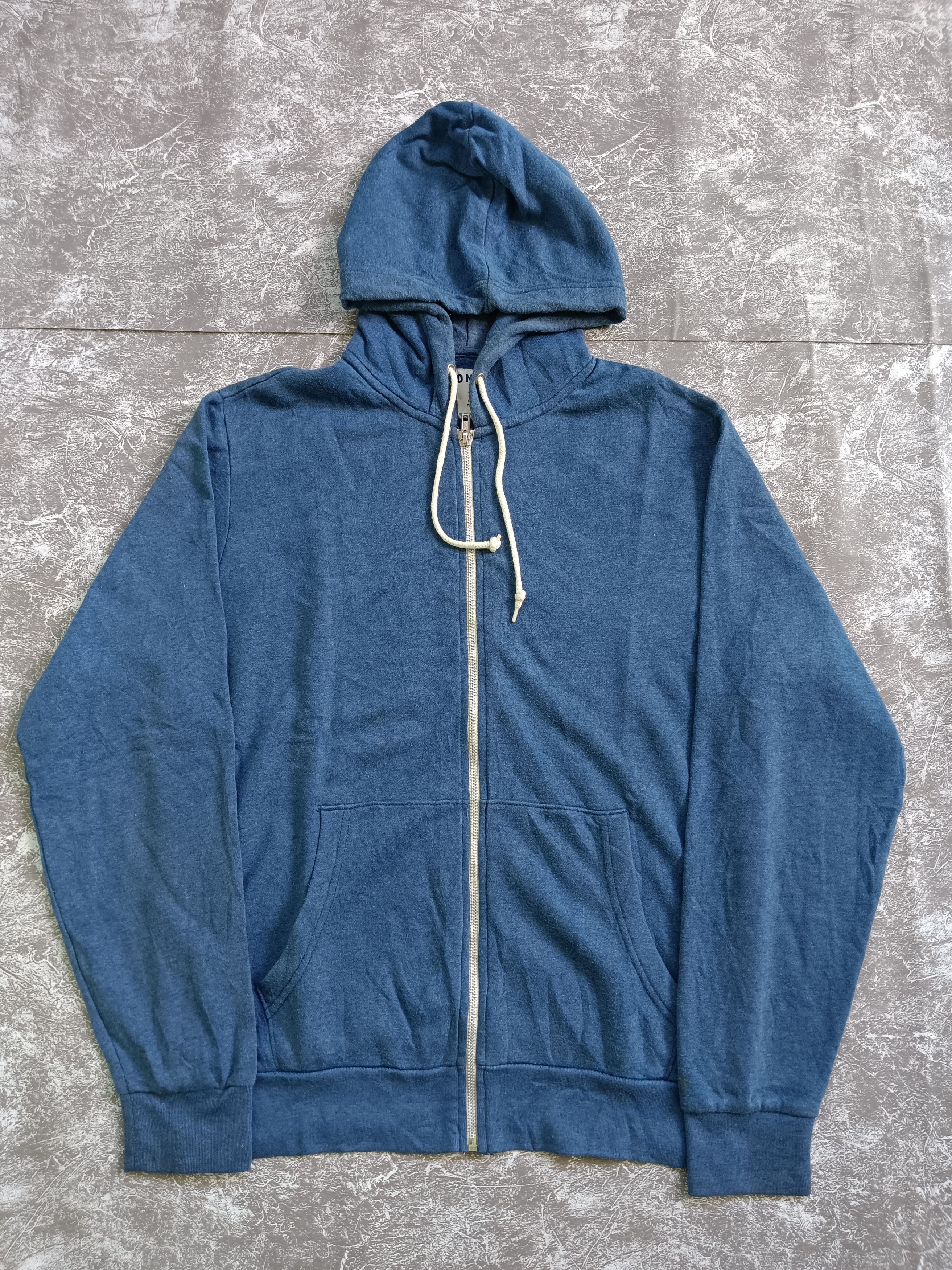 Old Navy Wow Old Navy Blue Size US M / EU 48-50 / 2 - 1 Thumbnail