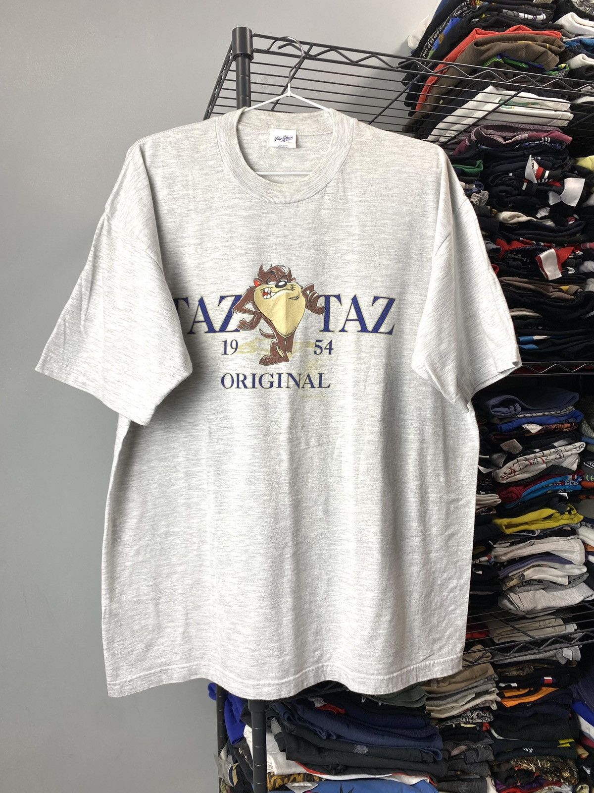 Vintage Rare! 1990’s Vintage Looney Tunes Taz Disney T Shirt Size US L / EU 52-54 / 3 - 1 Thumbnail