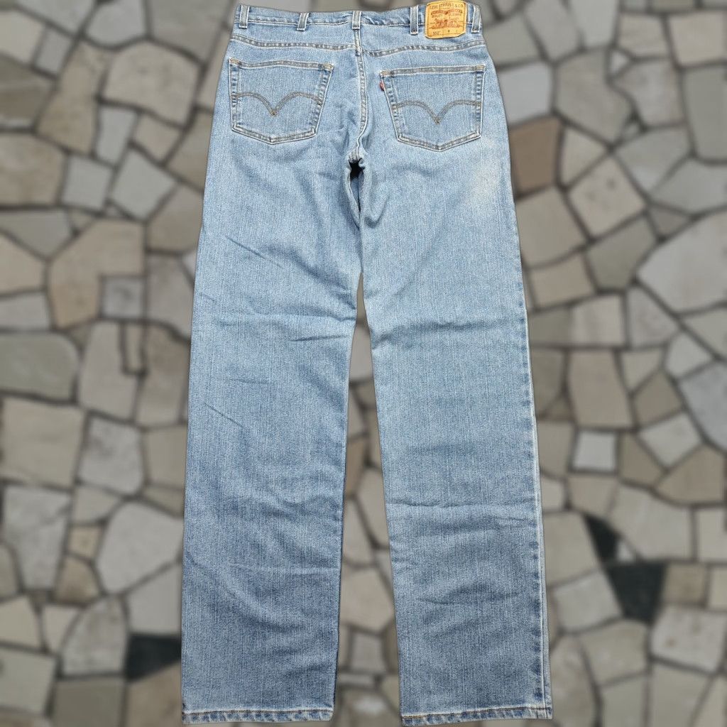 Levi's VINTAGE Levi's 550 Jeans Mens Baggy Relaxed Light Blue Denim 37x37 5-Pocket ZIp Closure 90s Y2K USA Jeans Mens Size US 37 - 1 Thumbnail