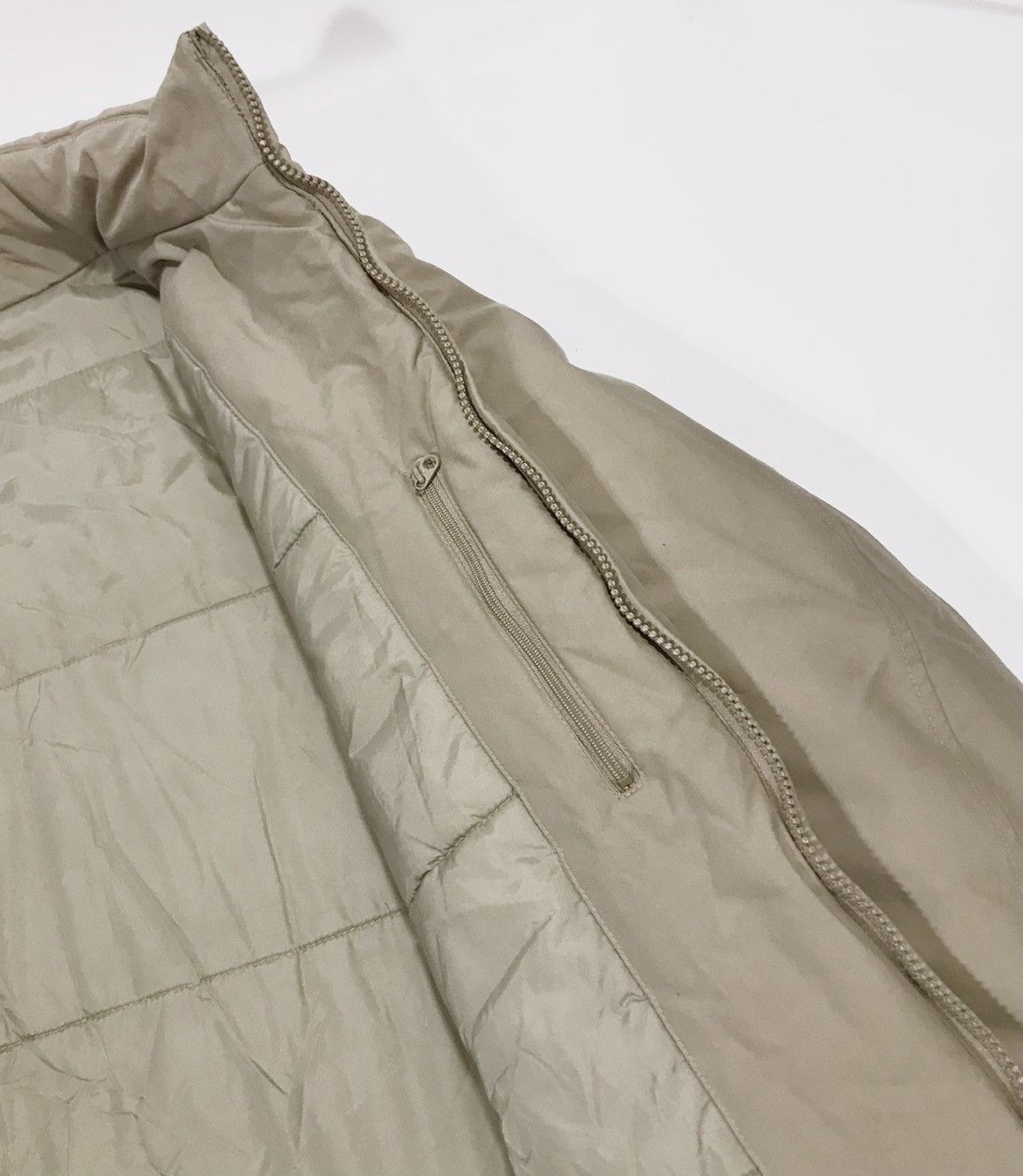 Nike Vintage 00s Nike Winter Padded Jacket Men's XL Beige Size US XL / EU 56 / 4 - 4 Thumbnail