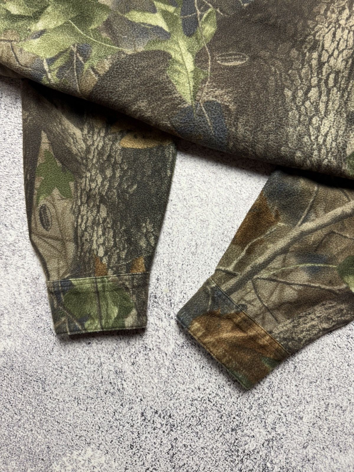 Realtree Rare Realtree Shirt Military Camo Long Sleeve Vintage Style Size US L / EU 52-54 / 3 - 9 Thumbnail