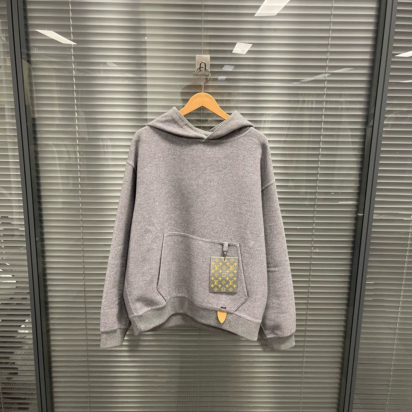 Louis Vuitton LV Gray Instruction Hoodie XS 99 New #10638 Size US XS / EU 42 / 0 - 1 Thumbnail