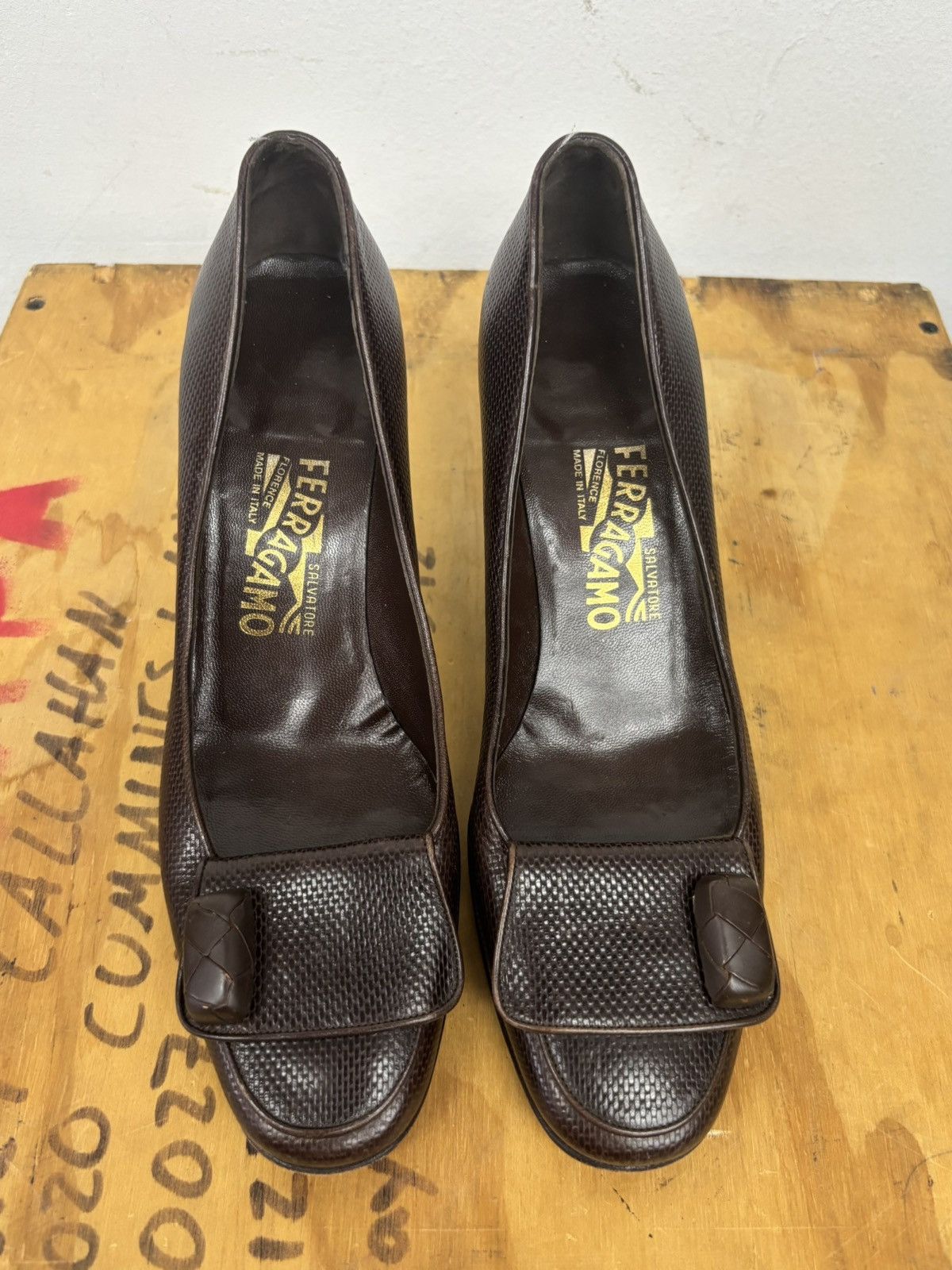 Salvatore Ferragamo Salvatore Ferragamo dark brown pebble leather kitten heel Size US 7.5 / IT 37.5 - 1 Thumbnail