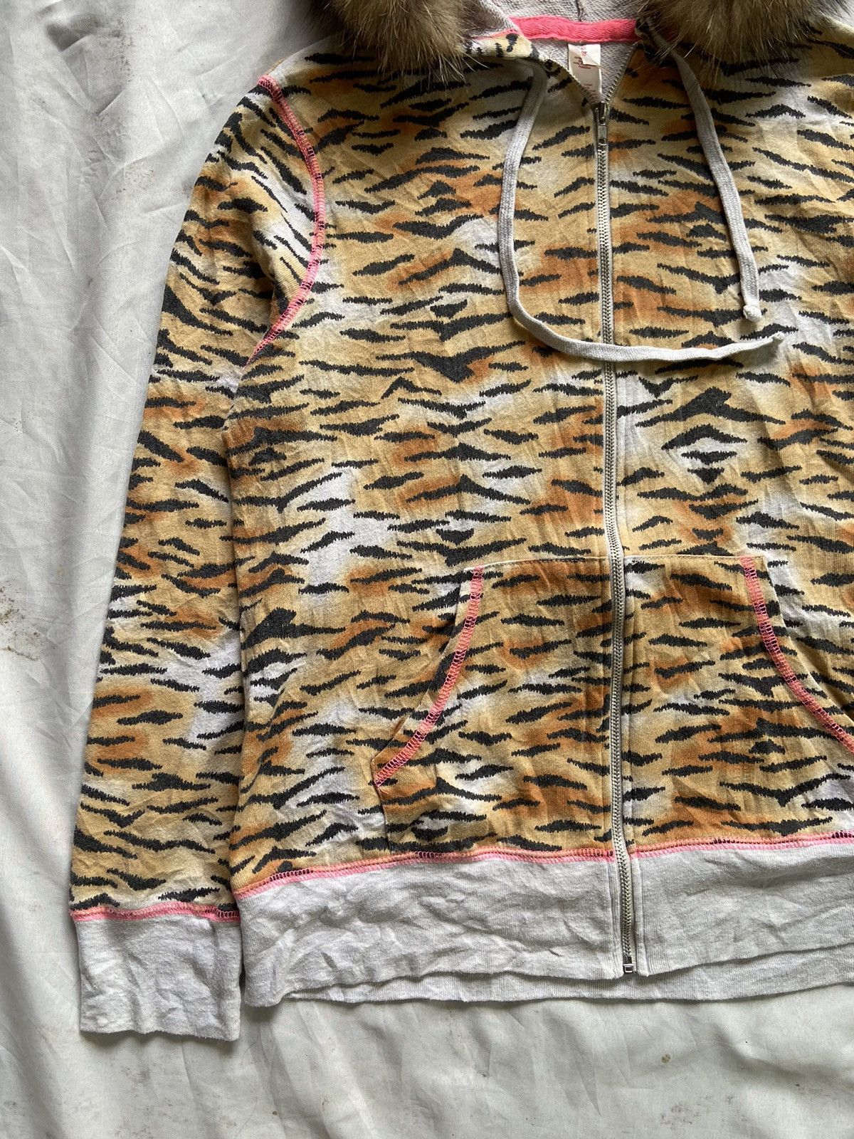 Japanese Brand TIGER PRINTED FUR ZIP HOODIE Size US S / EU 44-46 / 1 - 4 Thumbnail