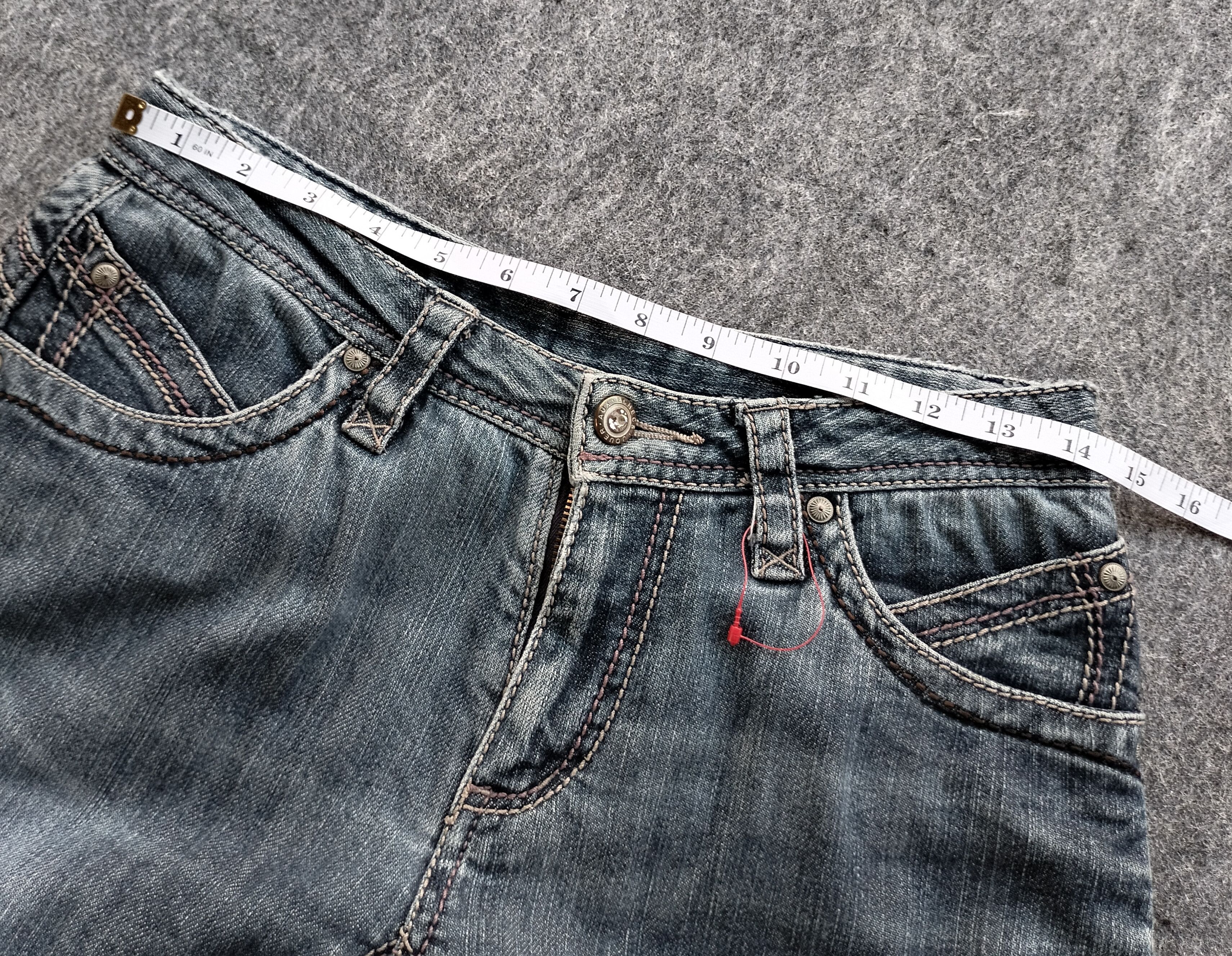 Tornado Mart Jouer aux echecs distressed flare jeans Size US 28 / EU 44 - 8 Thumbnail