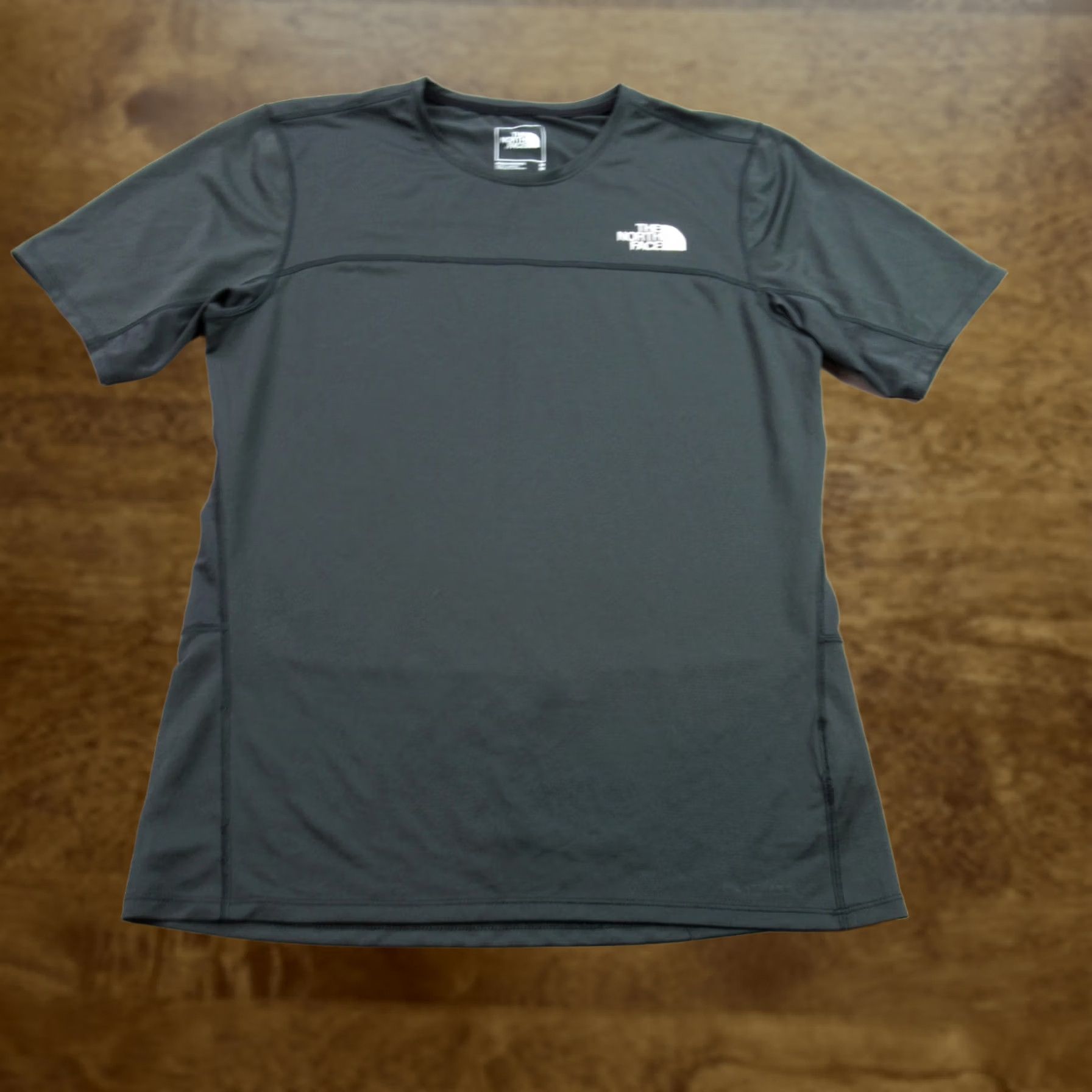 The North Face North Face Shirt Mens Medium Black Short Sleeve Lightweight Crew Neck Casual Size US M / EU 48-50 / 2 - 1 Thumbnail