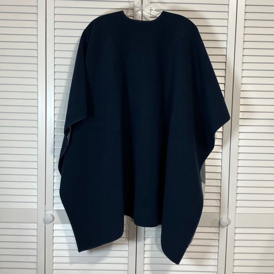 Other Woolrich Reversible Blue Plaid Fleece Poncho Cape One Size Size ONE SIZE - 5 Thumbnail