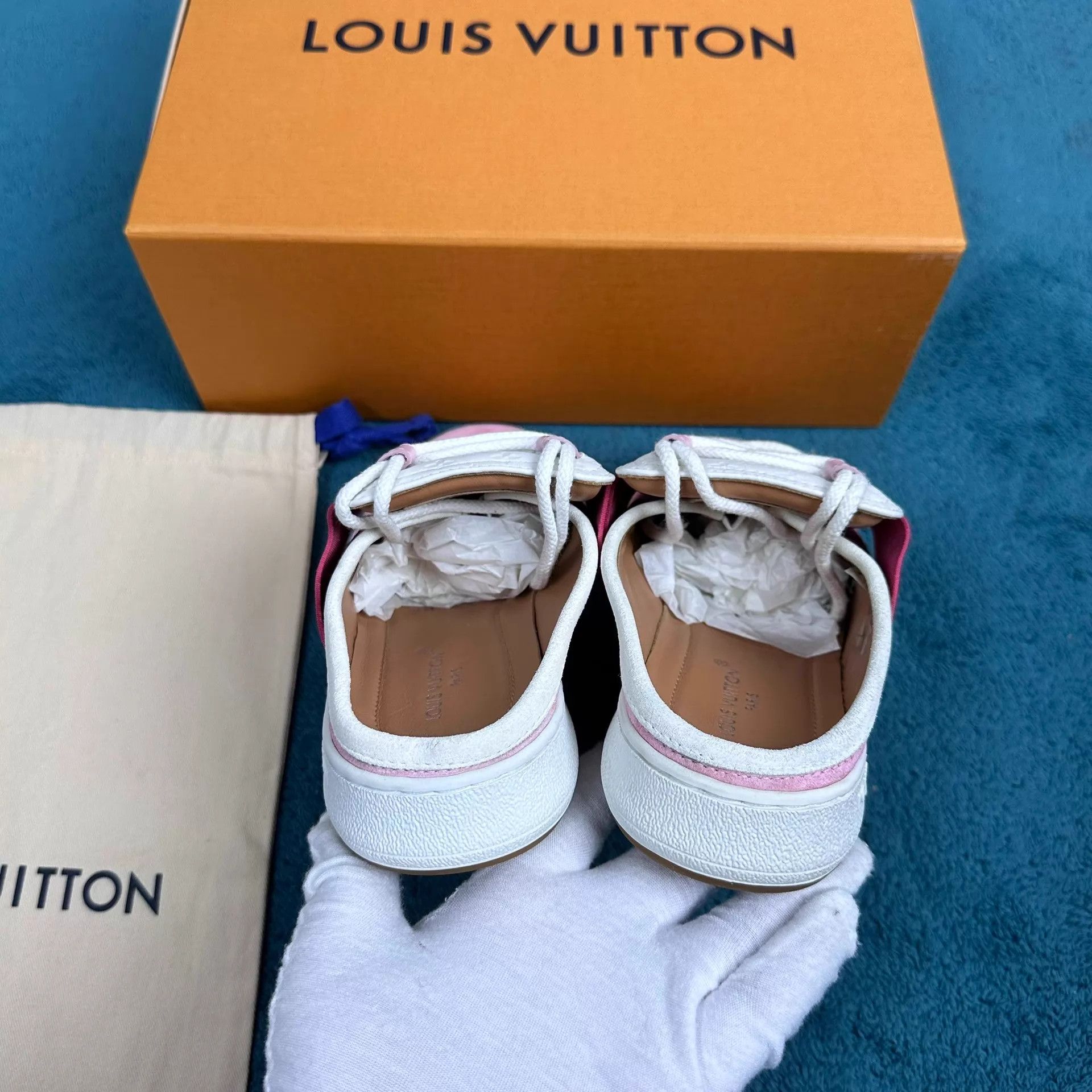 Louis Vuitton LV Pink & White Mules 35 Size US 4.5 / IT 34.5 - 4 Thumbnail