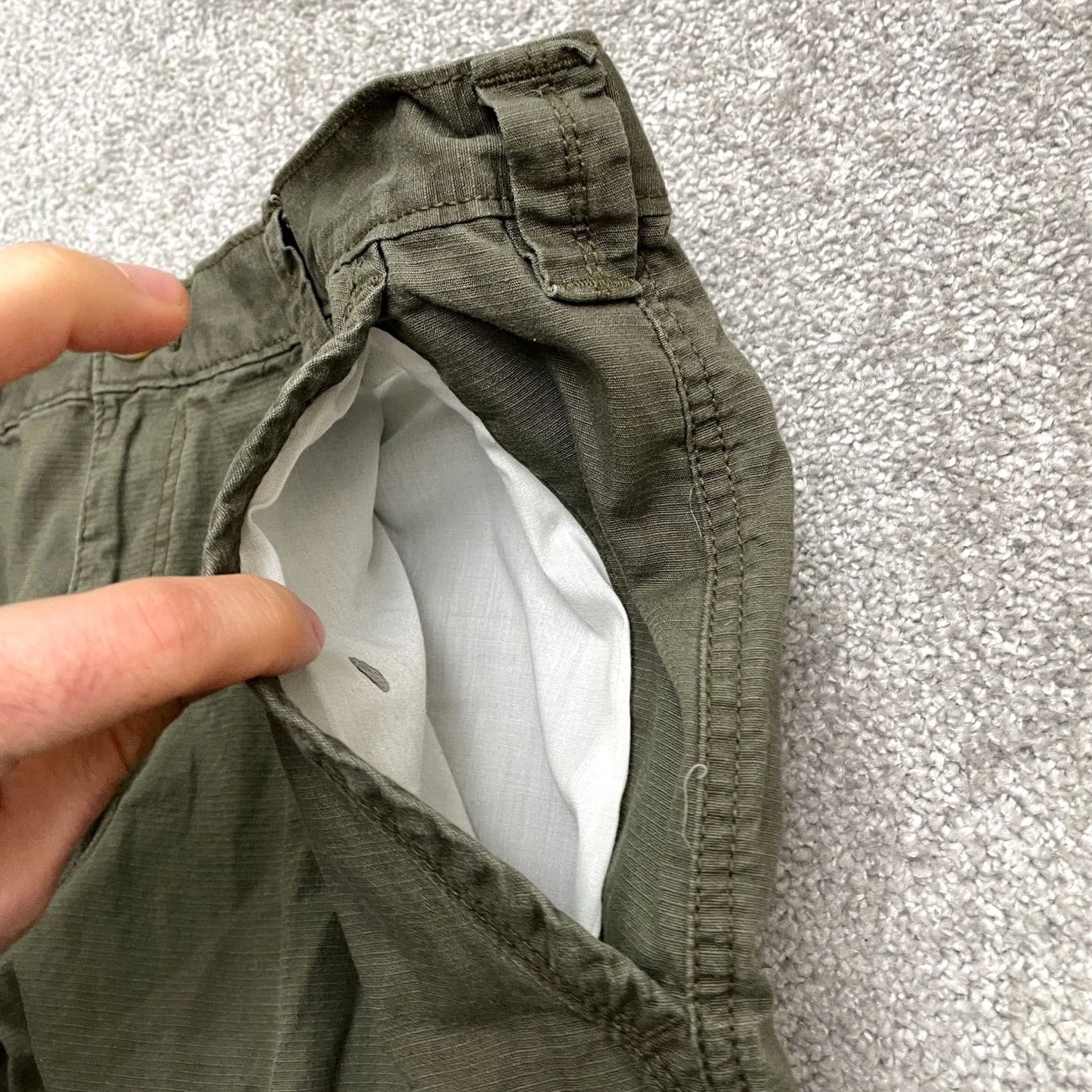 Eddie Bauer Eddie Bauer Cargo Shorts Mens 40 Army Green 100% Cotton Pockets Outdoor Casual Cargo Shorts Mens 40 Green Casual Outdoors Men Size US 40 / EU 56 - 5 Thumbnail