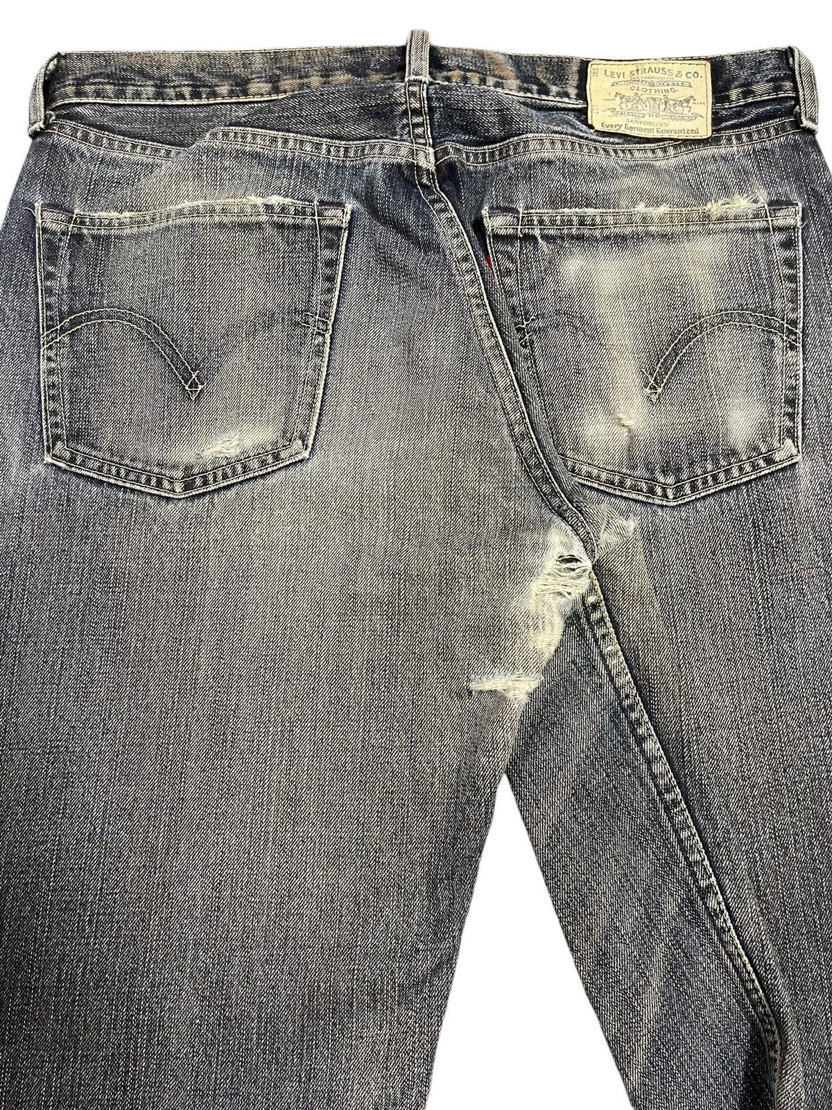 Levi's Vintage Levis 503 Faded Wash Style Baggy Jeans Size US 33 - 7 Thumbnail
