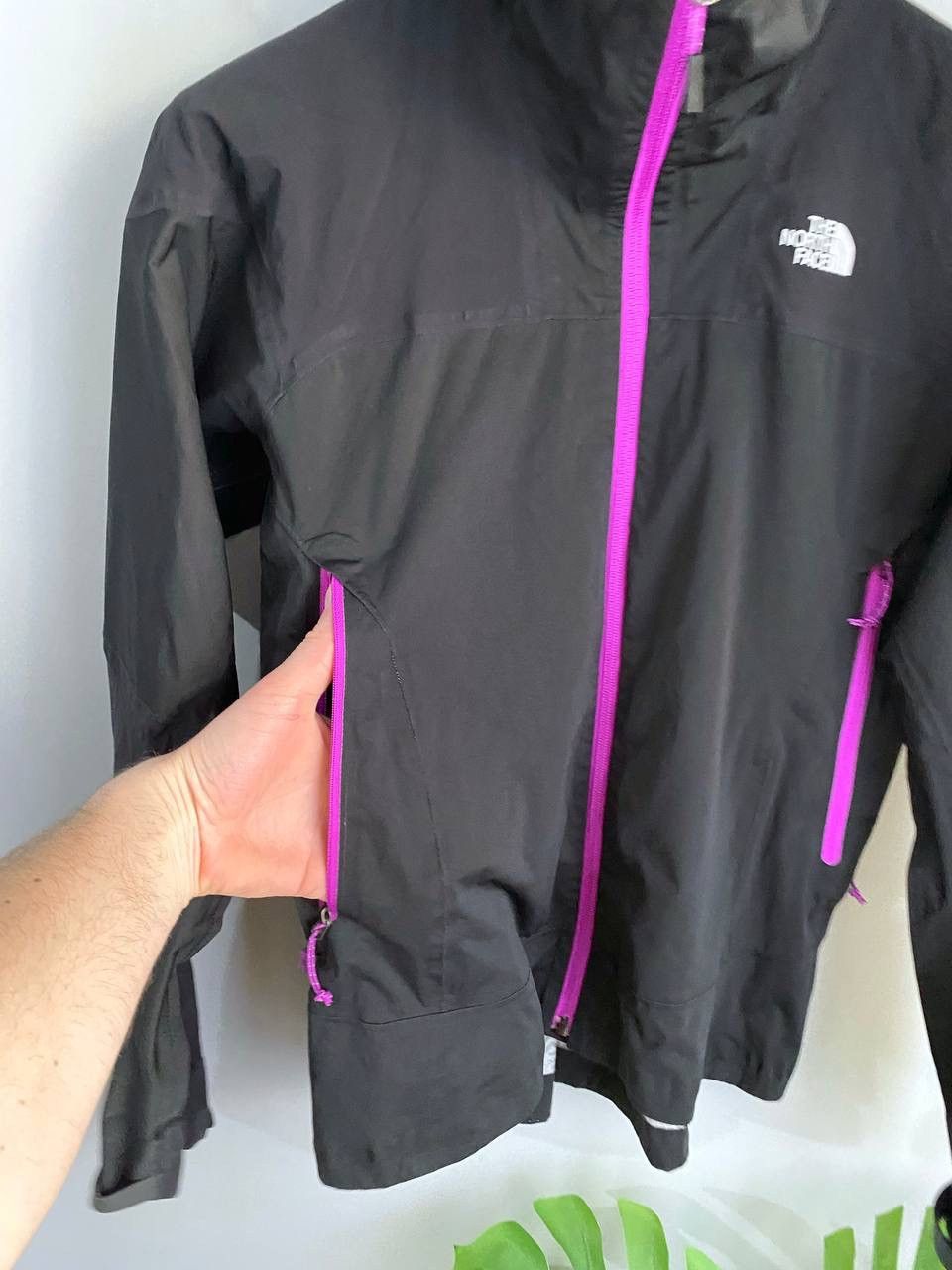 The North Face The North Face Hyvent Women's Waterproof Hooded Jacket, Sz S Size S / US 4 / IT 40 - 8 Thumbnail